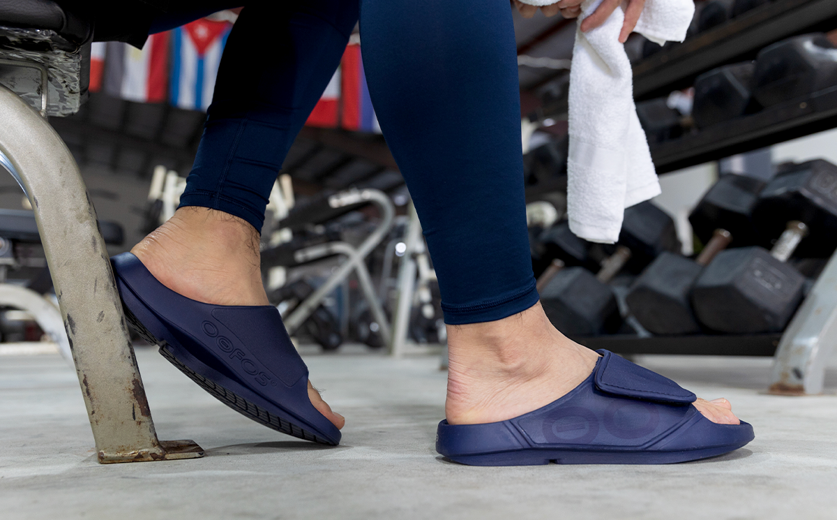 Oofos Men's Sport Flex Slide Navy