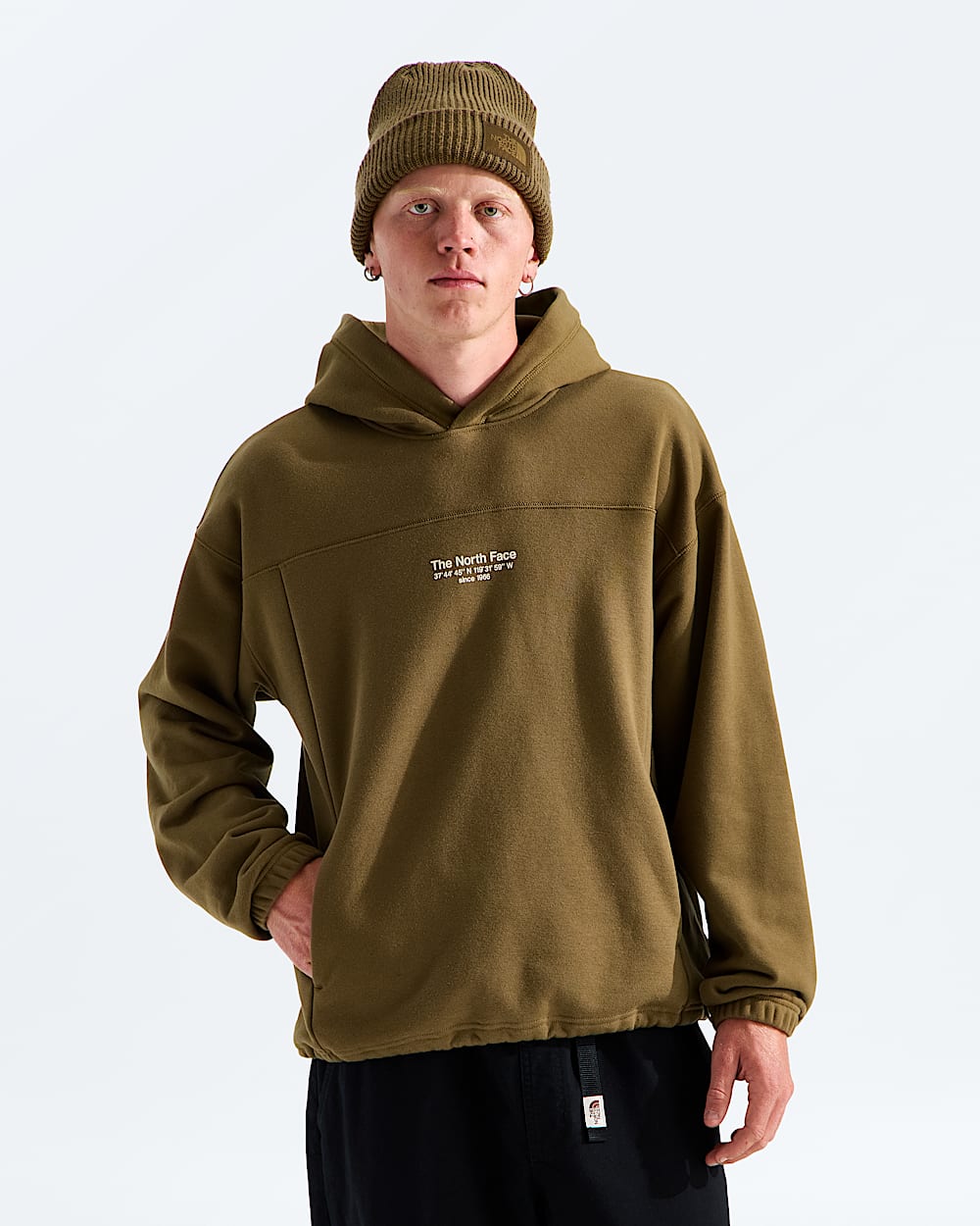 The North Face Men’s AXYS Hoodie