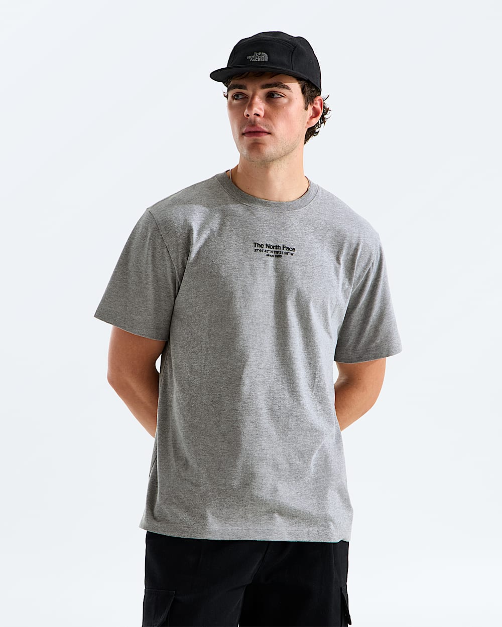 The North Face Men’s AXYS Short-Sleeve Tee