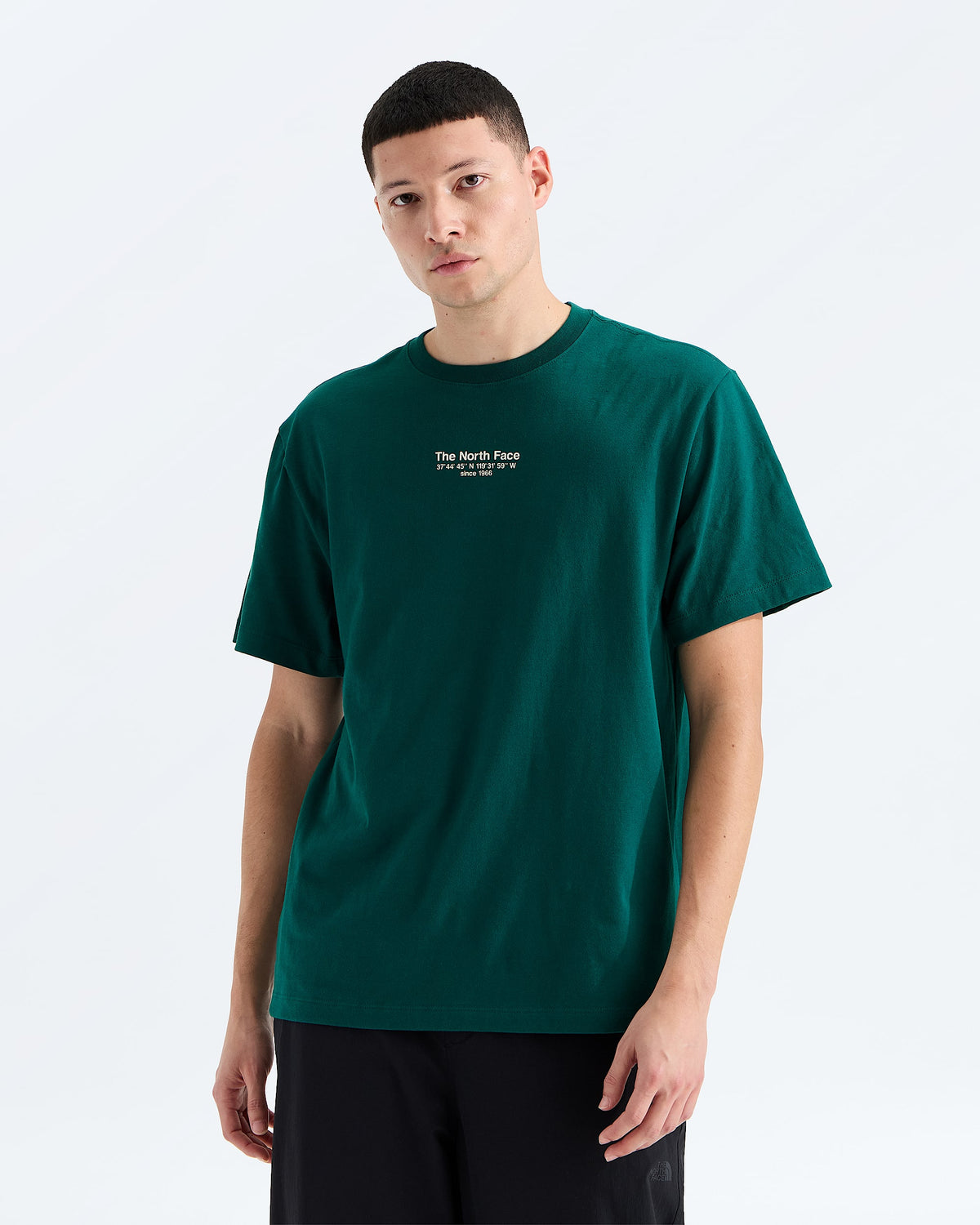 The North Face Men’s AXYS Short-Sleeve Tee