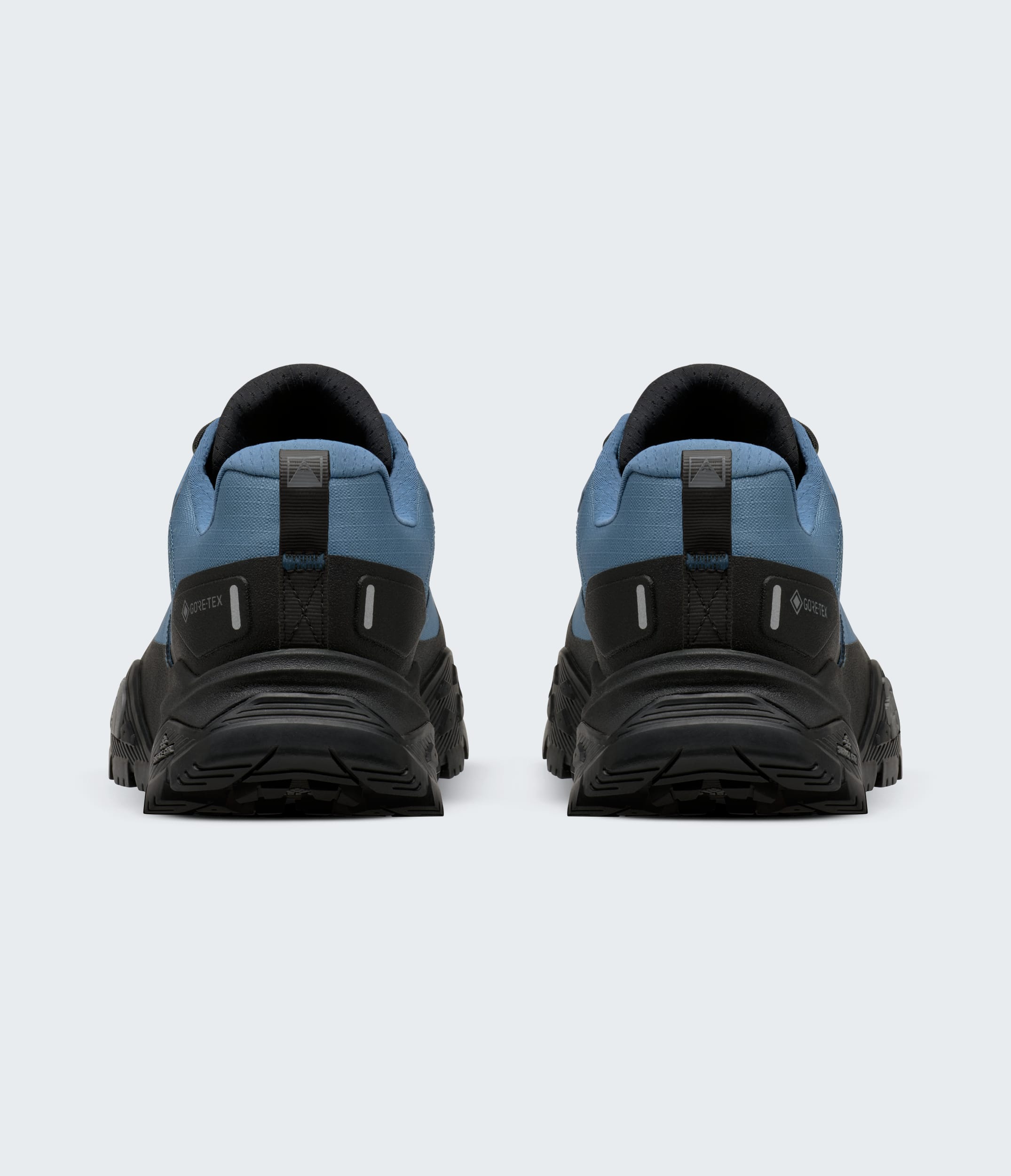 The North Face Mens Offtrail Hike Gore-Tex Shoes Winslor Blue-Tnf Black Winslor Blue-Tnf Black