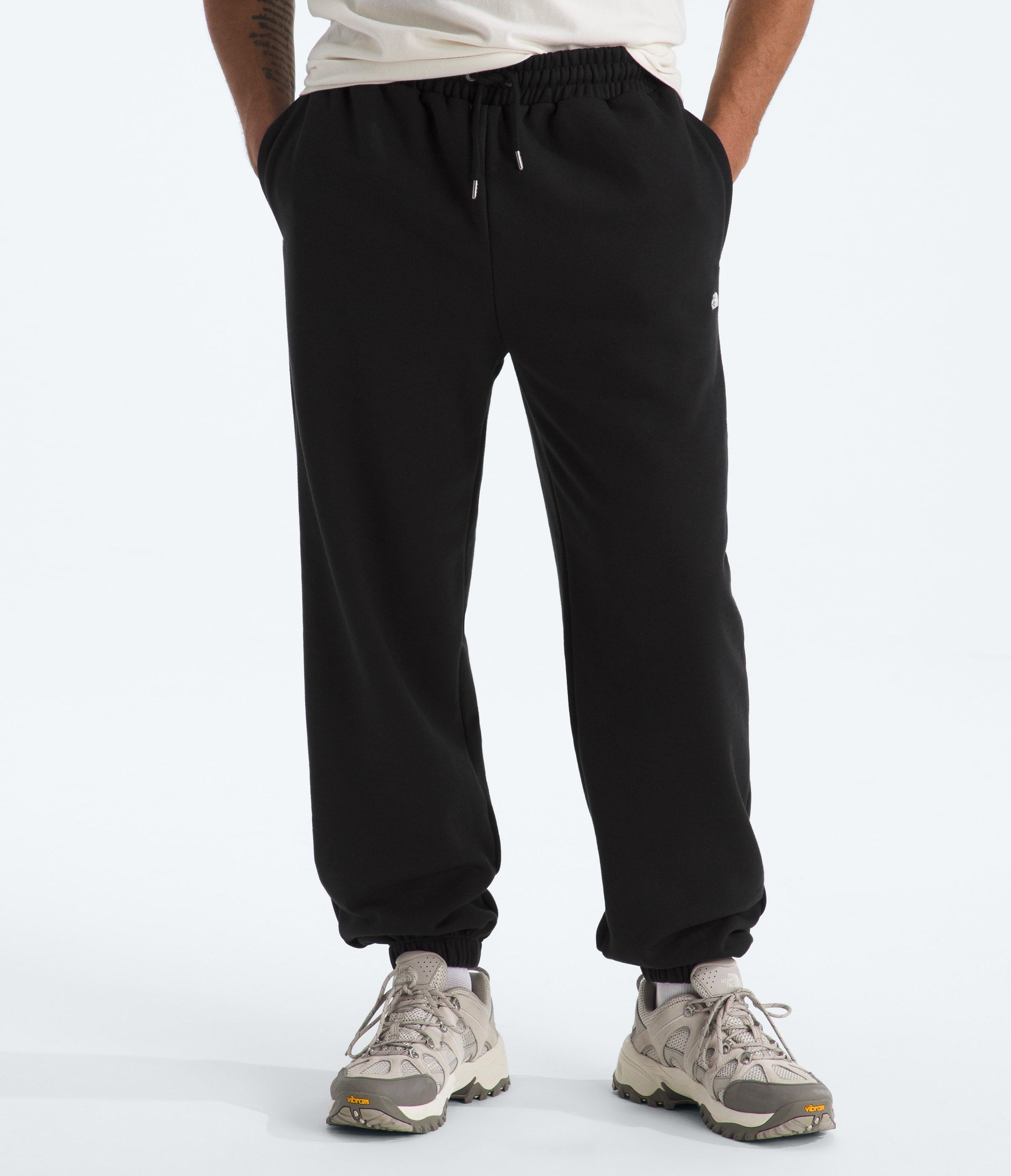 The North Face Men’s TNF™ Essential Simple Dome Relaxed Pants TNF Black