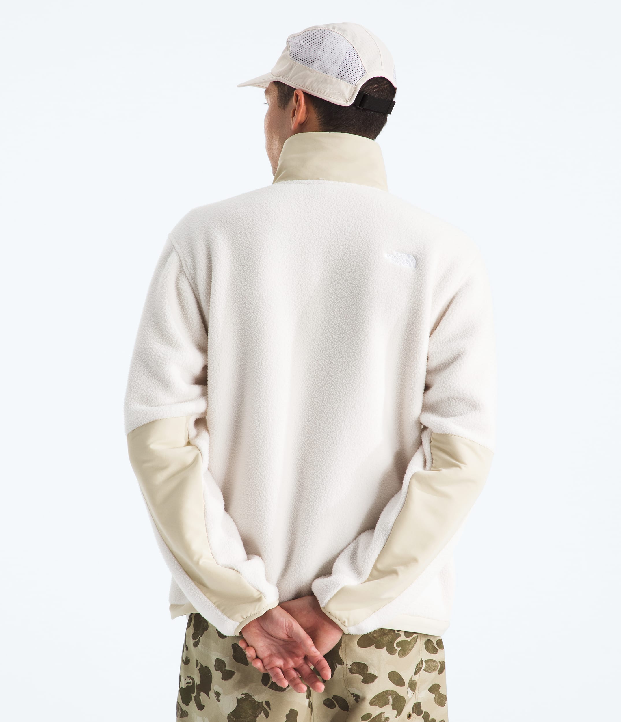 The North Face Men’s Yumiori Off Peak ½-Zip Jacket White Dune