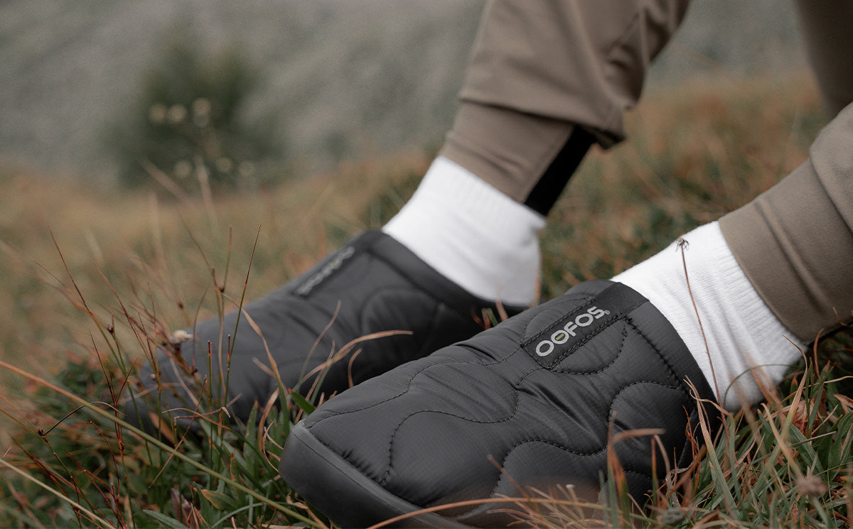 Oofos Men's Primaloft Slipper Black Thermo