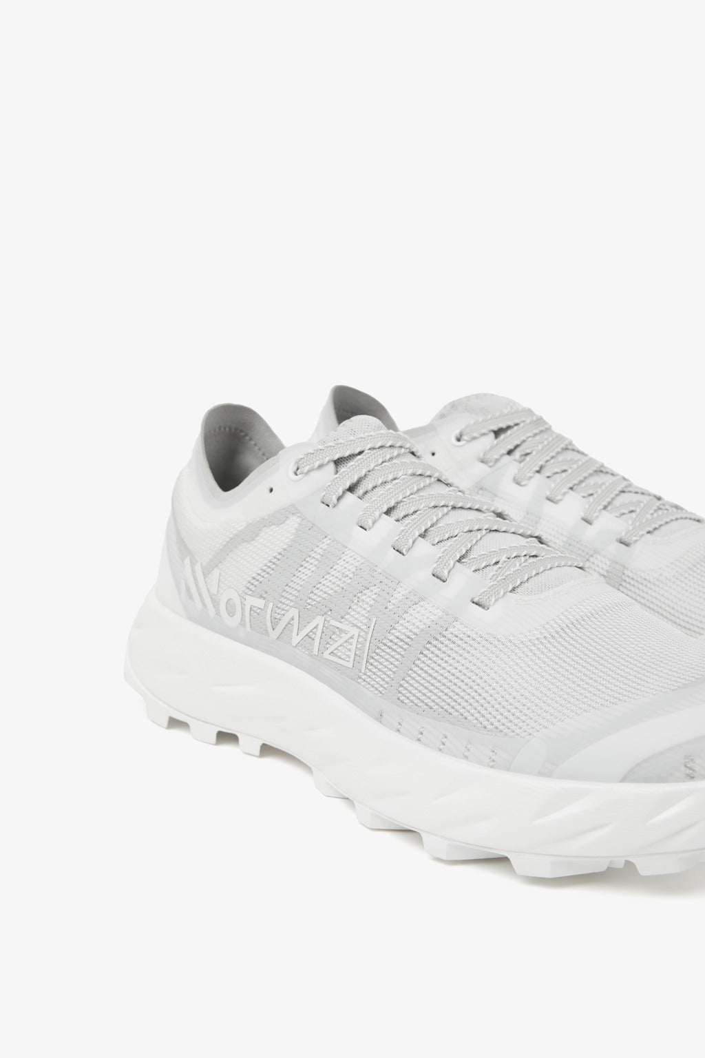 NNormal Kjerag Brut White