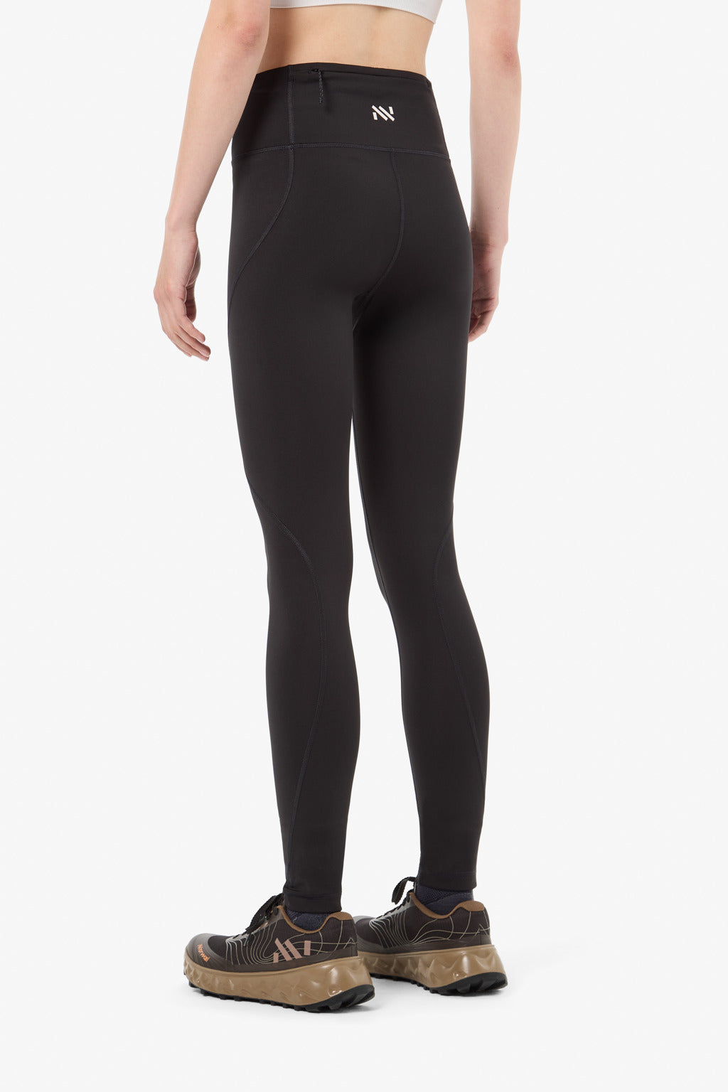 NNormal Active Tight W Black