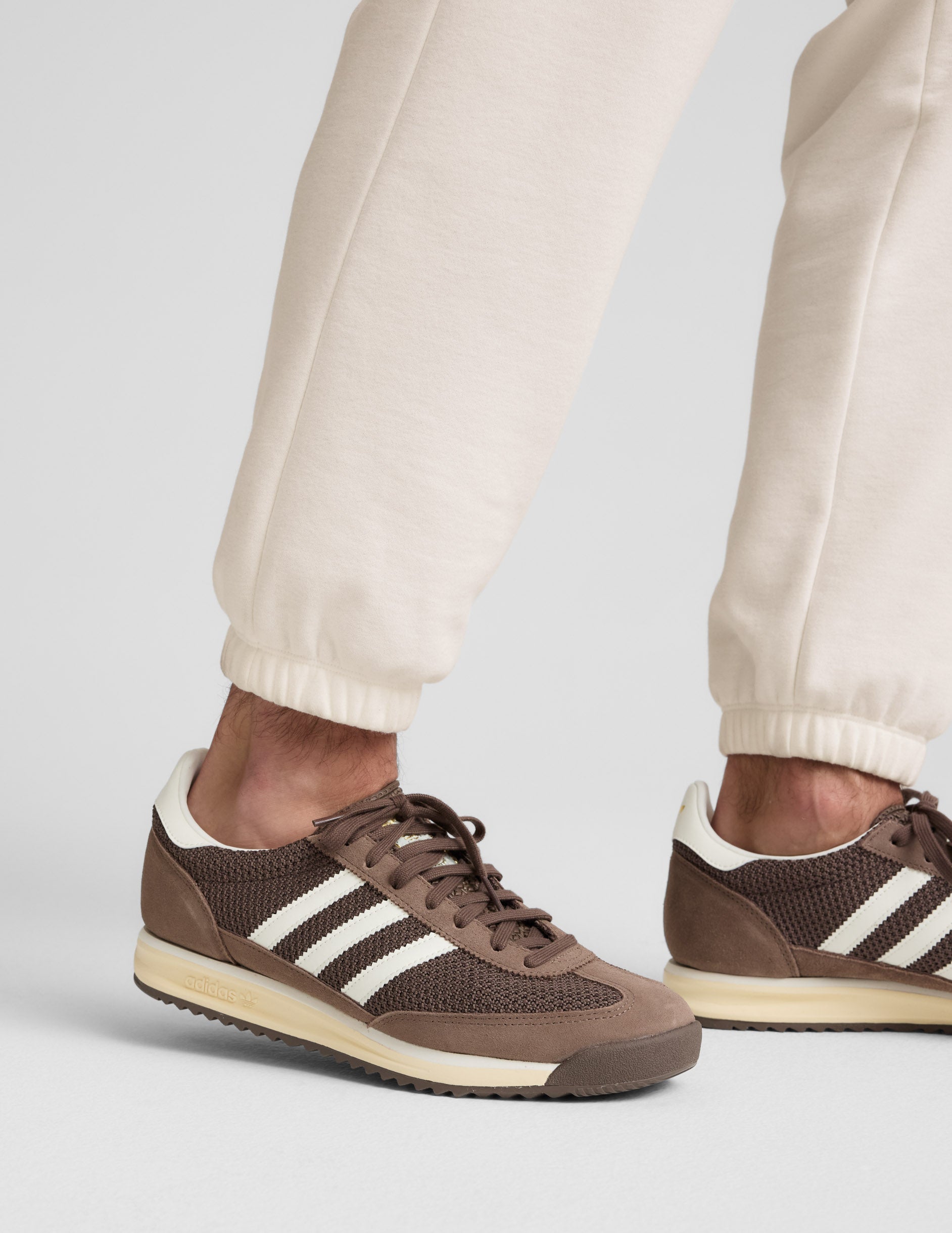 Beyond Yoga LuxeFleece Classic Mens Jogger