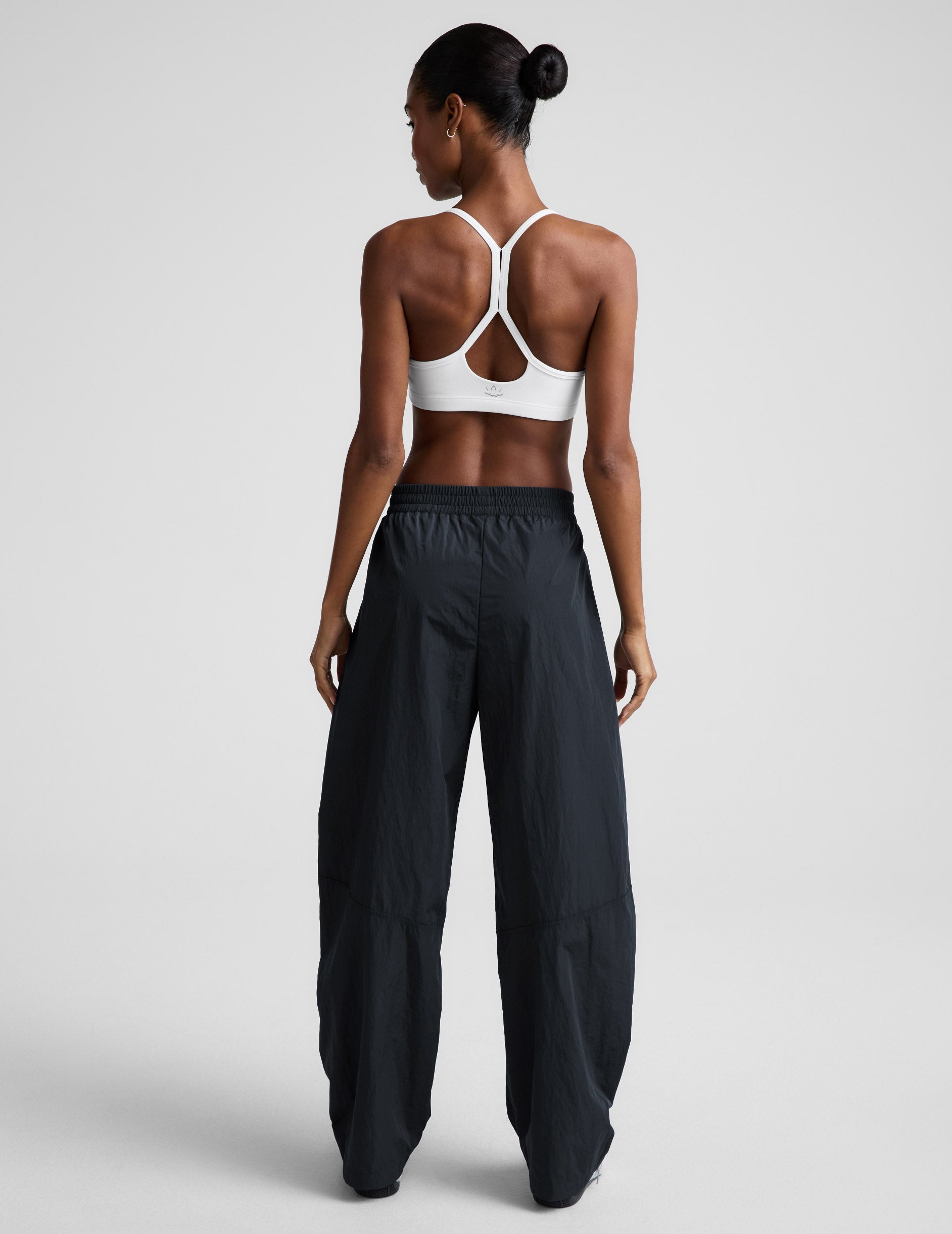 Beyond Yoga Limitless MidRise Barrel Leg Pant Women's