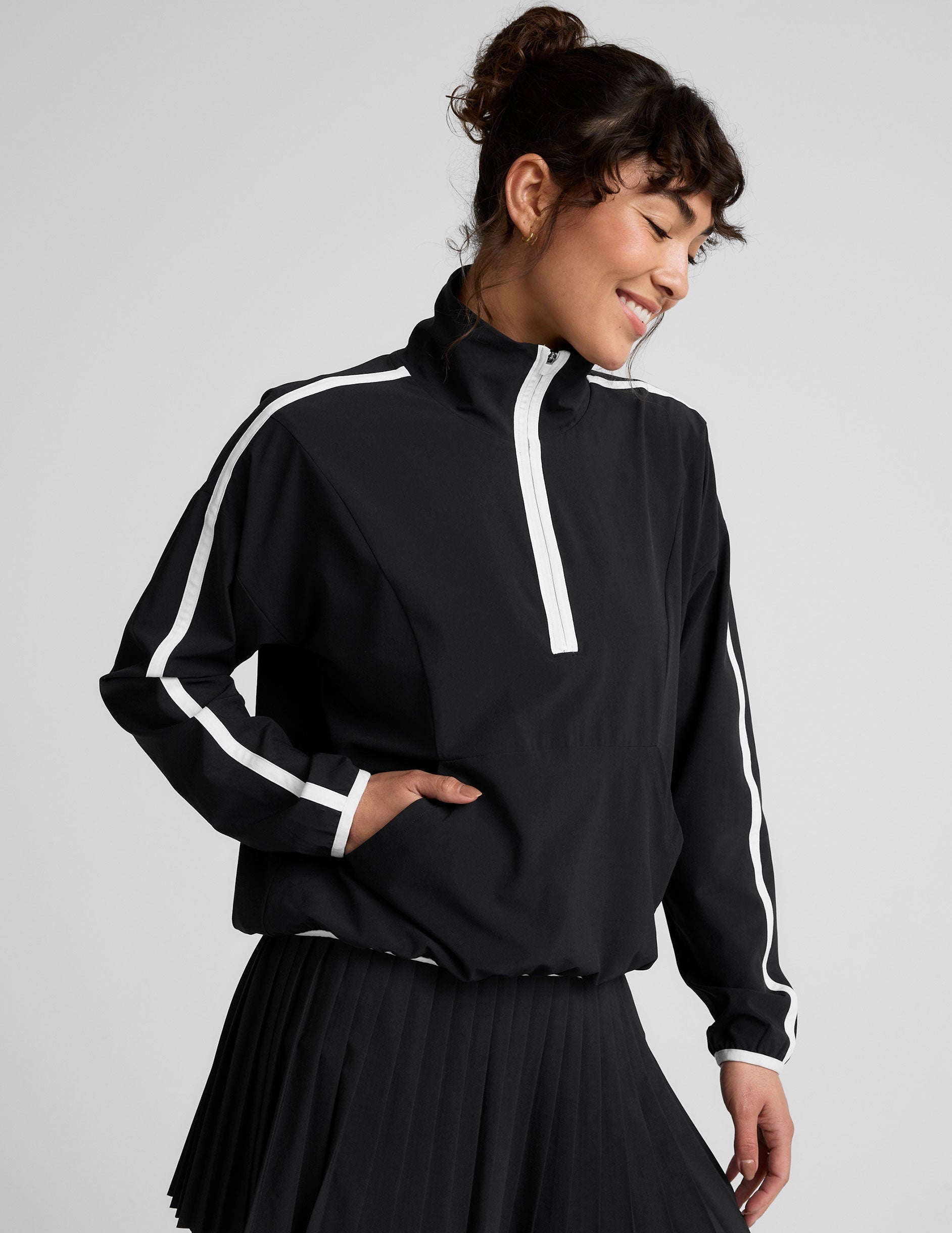 Beyond Yoga Stretch Woven Course Contrast Half Zip Pullover Women's