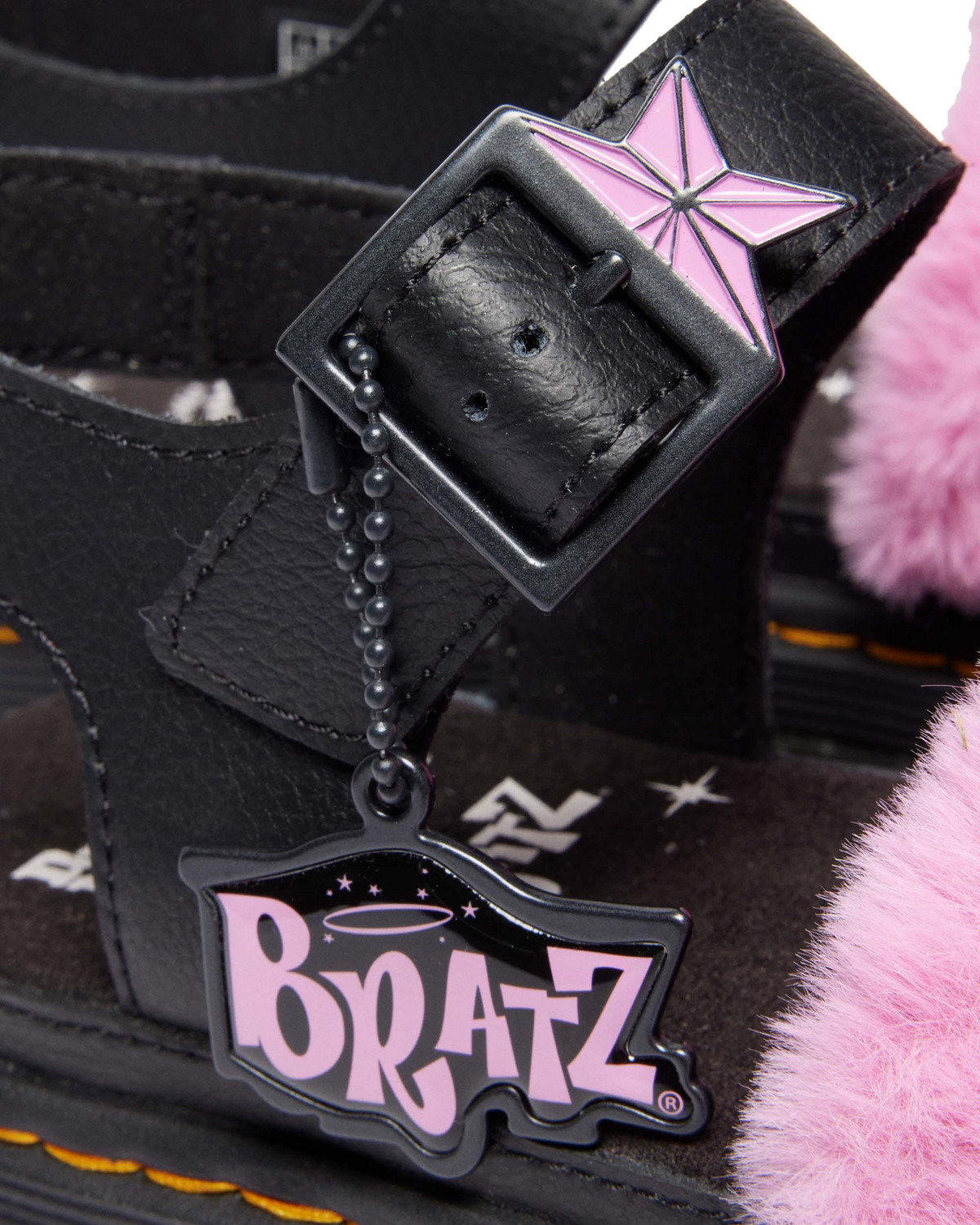#color_bratz-pink-black