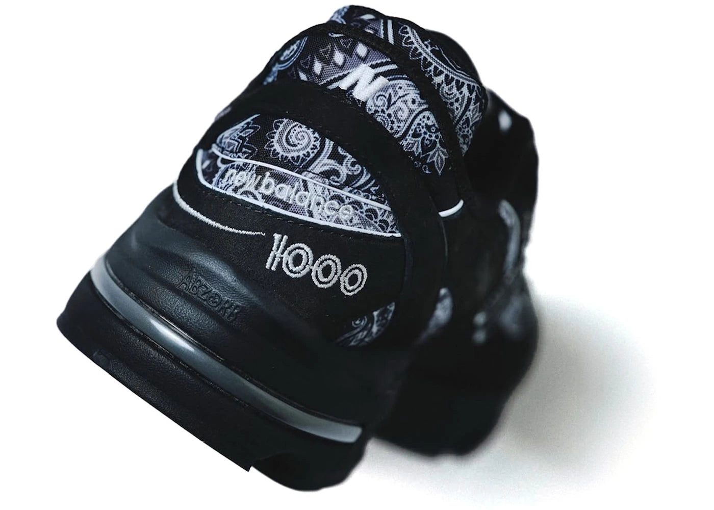 new balance 1000 atmos bāṅdhnū