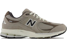 New Balance 2002r Warm Alpaca Light Chalkboard