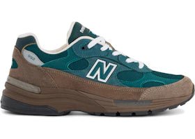 New Balance 992 Miusa Medusa Green Cortado