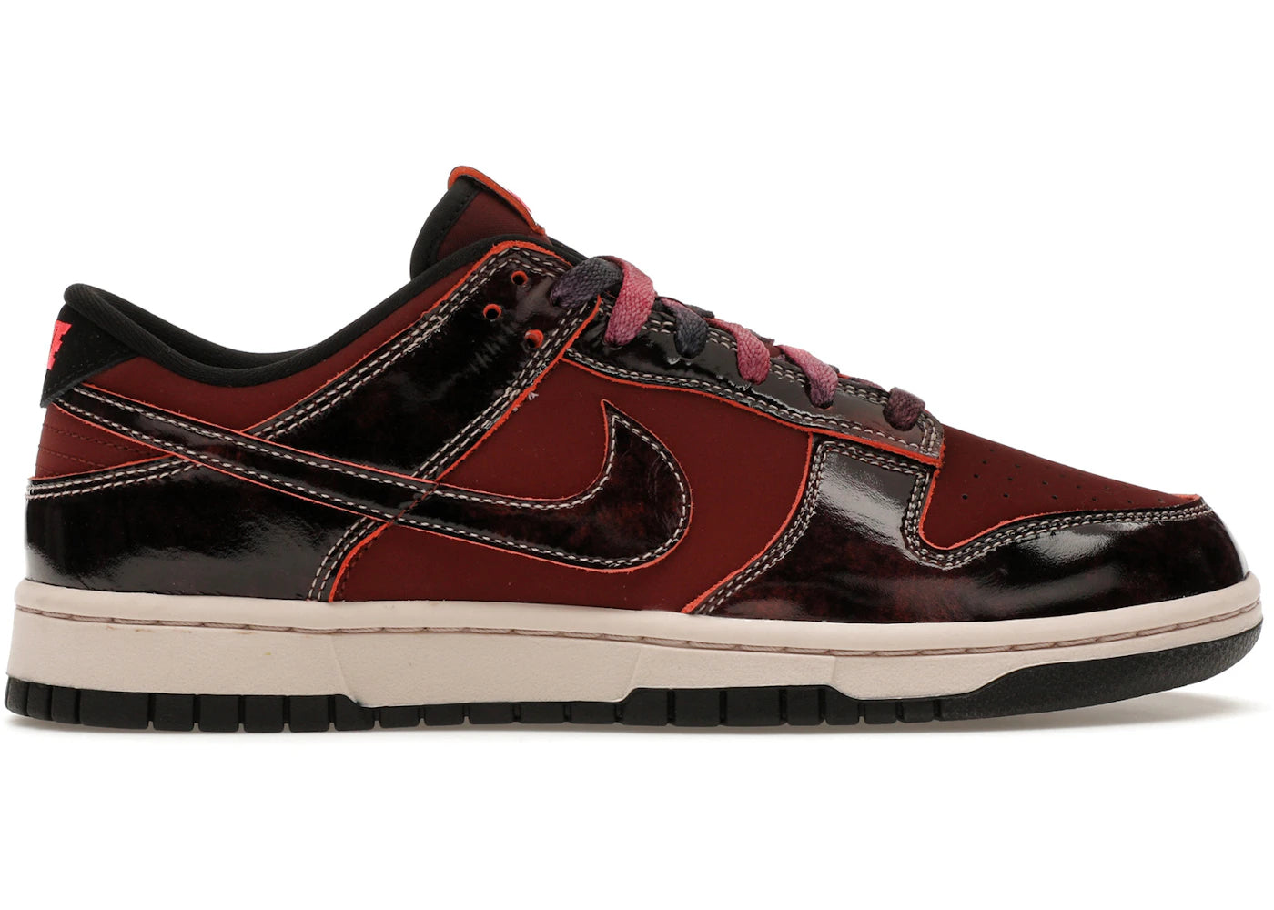 Nike Dunk Low Se Red Panda