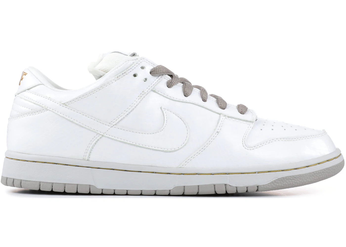Nike Sb Dunk Low Medicom 4