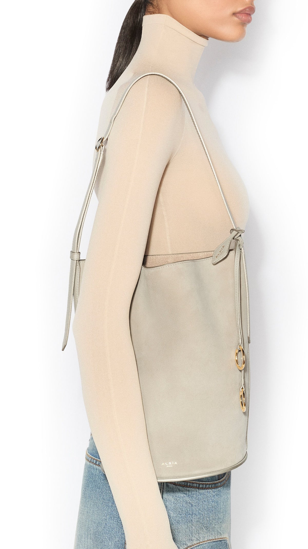 Alaïa Hip Small Bucket Bi-Material Bag In Leather
