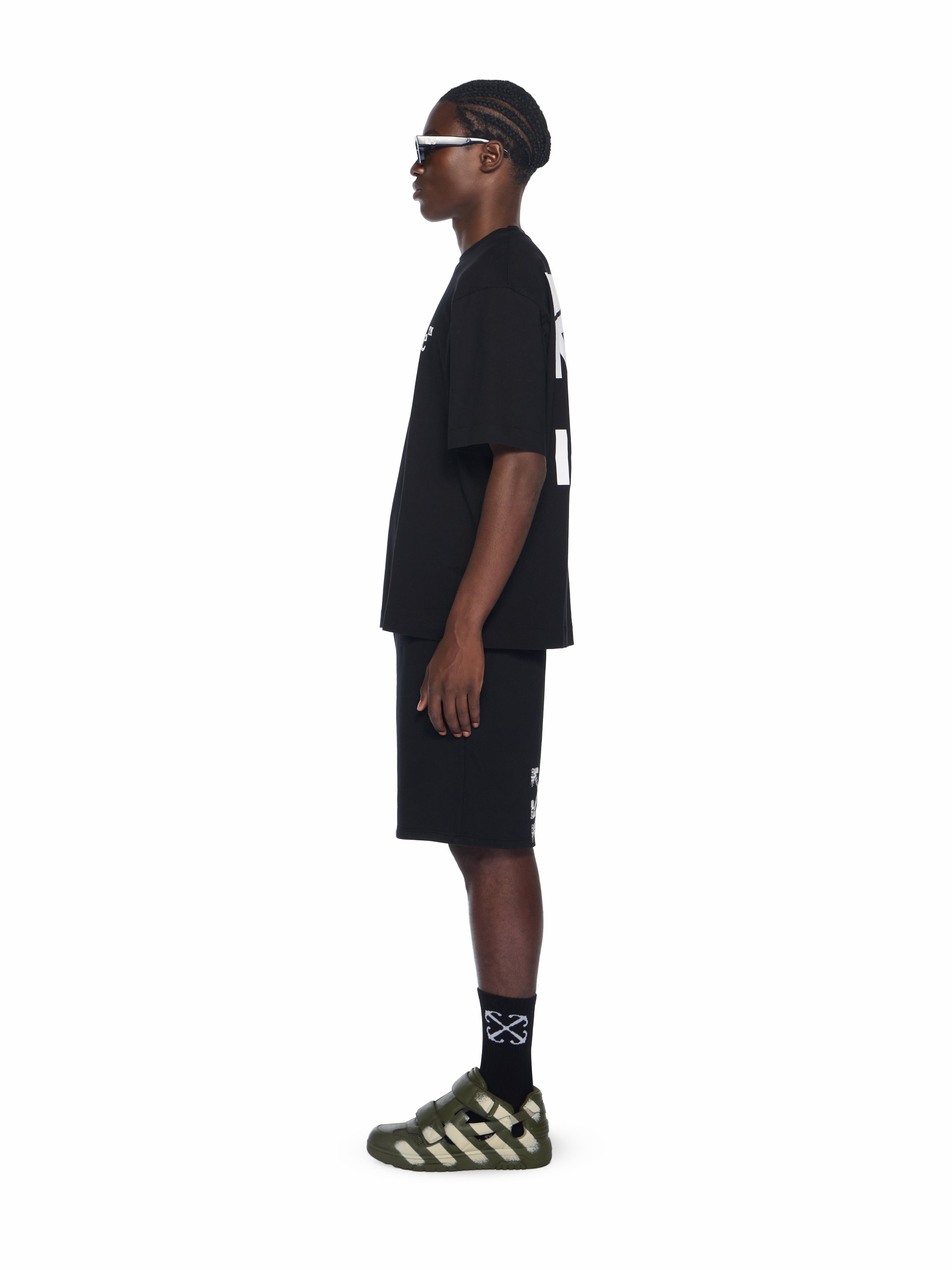 Off-White Run Arrow Skate Logo Tshirt Black