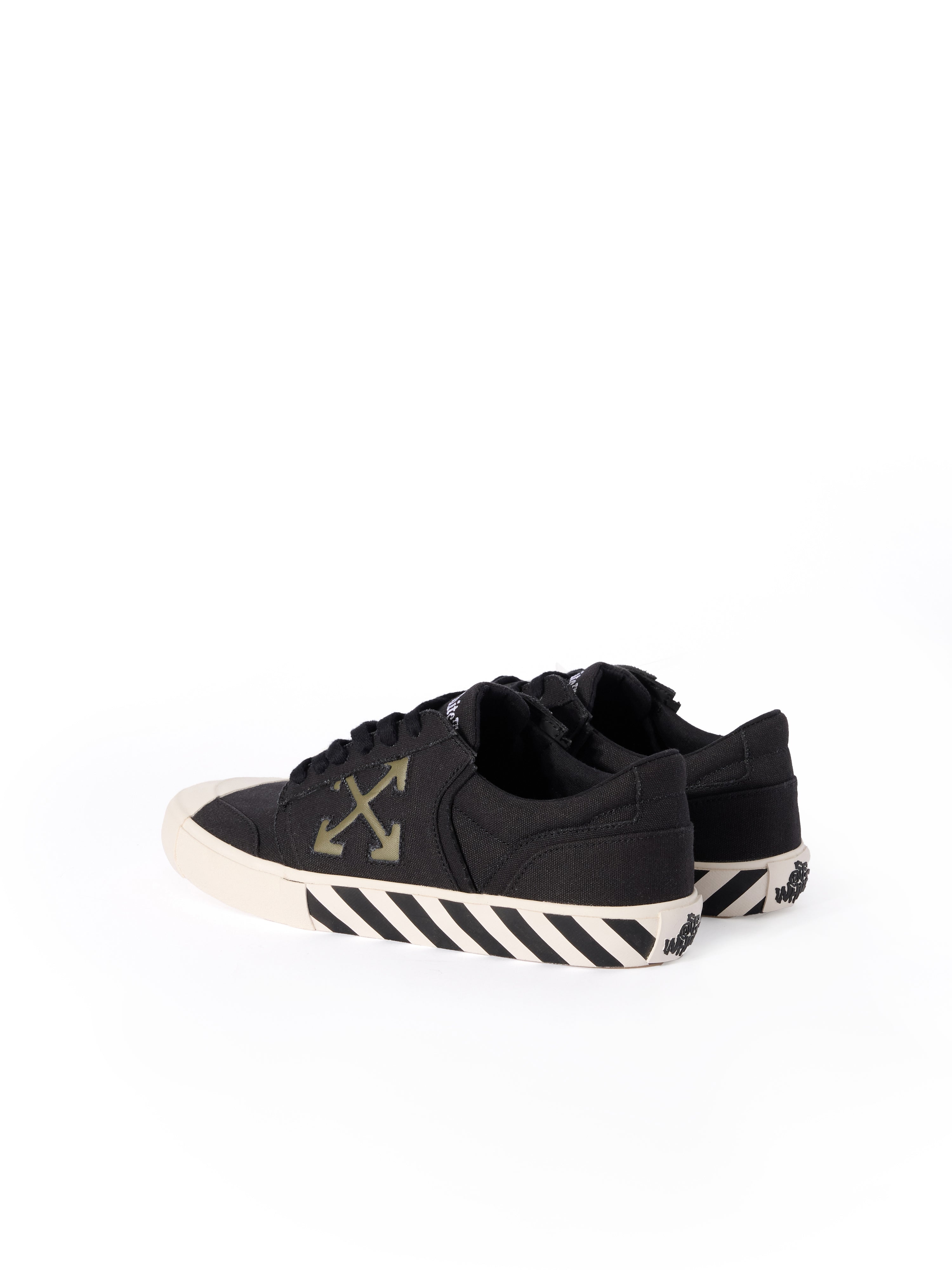 Off-White Vulcanized Undercut Sneakers Black