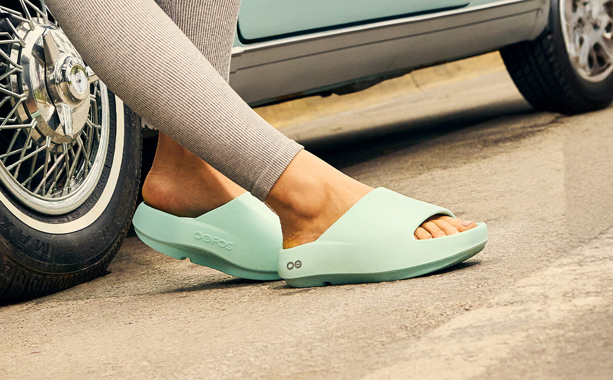 Oofos Women's Slide Mint