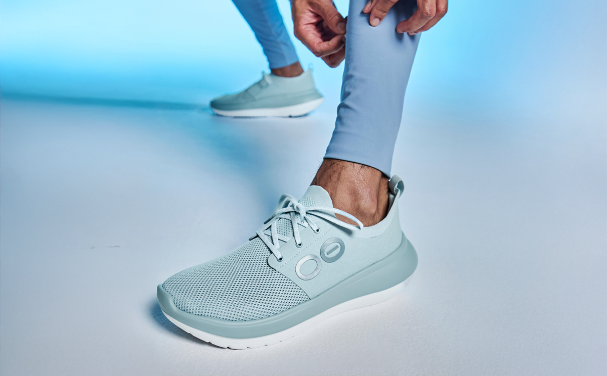 Oofos Men's Lace-Up Shoe White & Mist