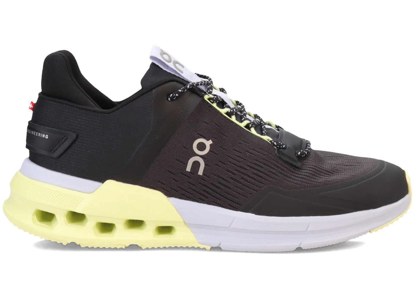 On Running Cloudnova Flux Black Hay (Women'S)
