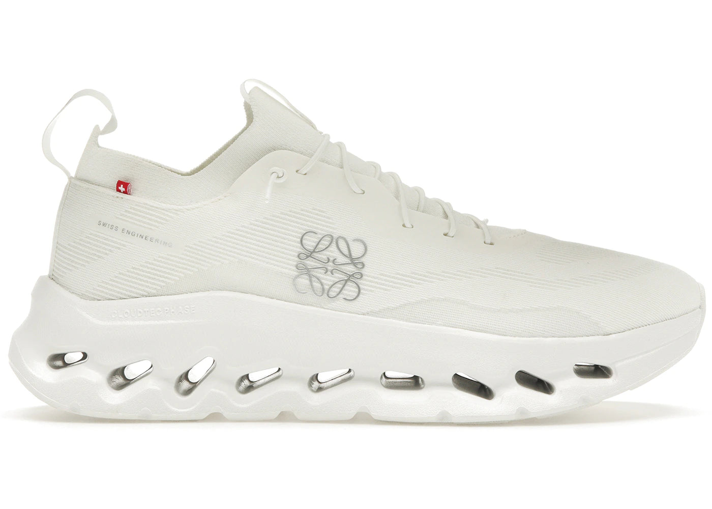 On Running Cloudtilt Loewe All White