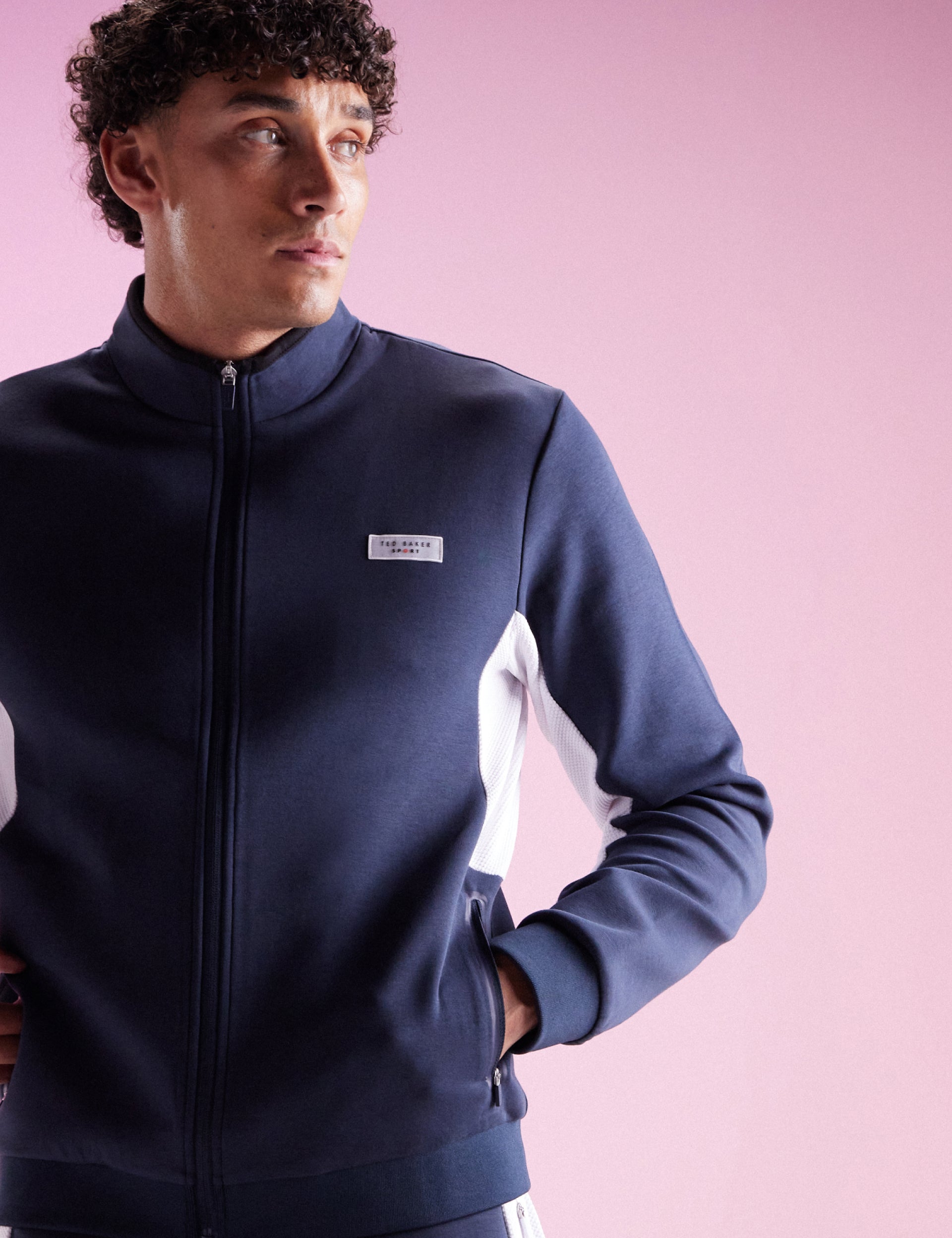 #color_navy