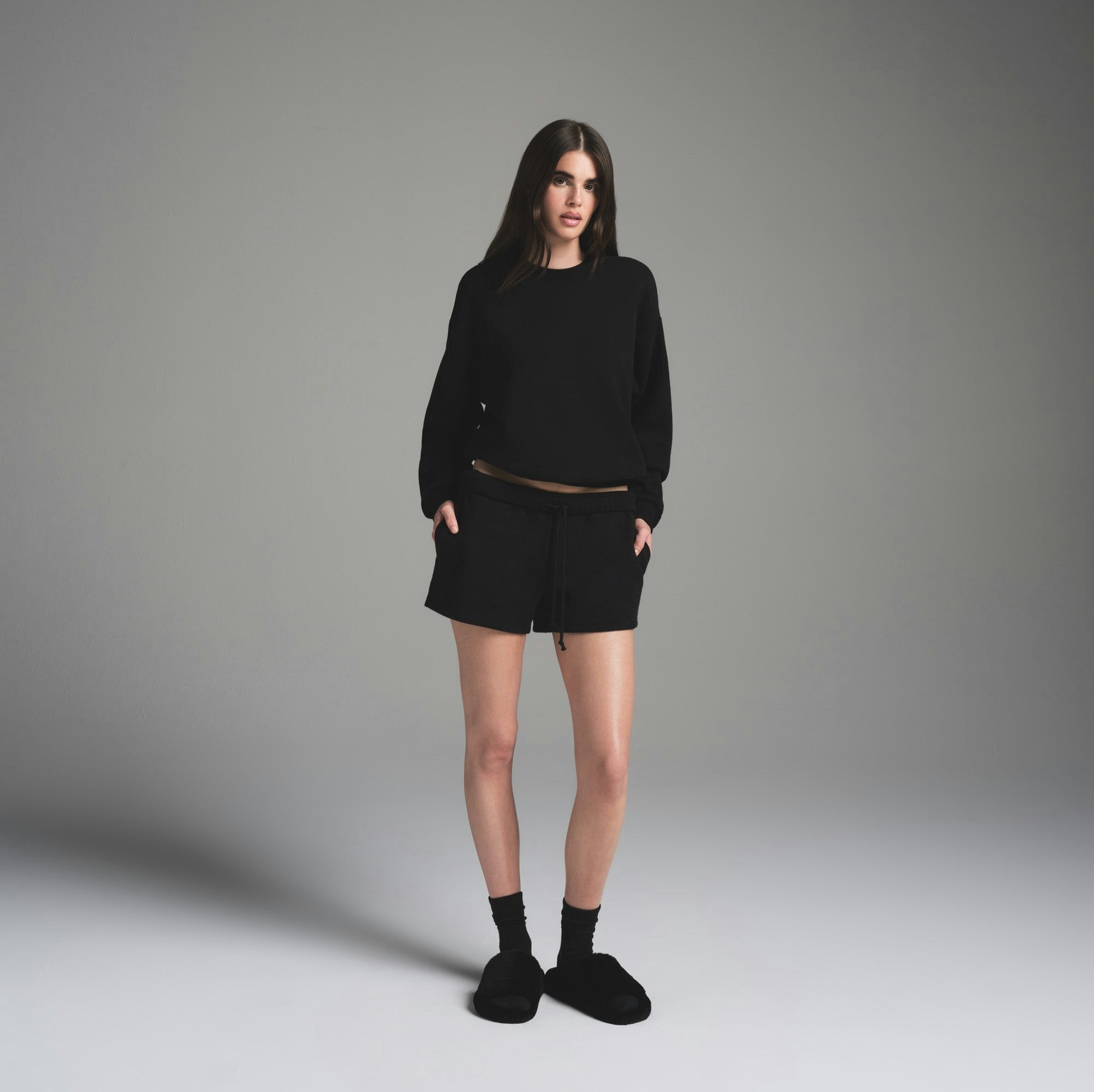Skims Cotton Fleece Classic Crewneck Onyx