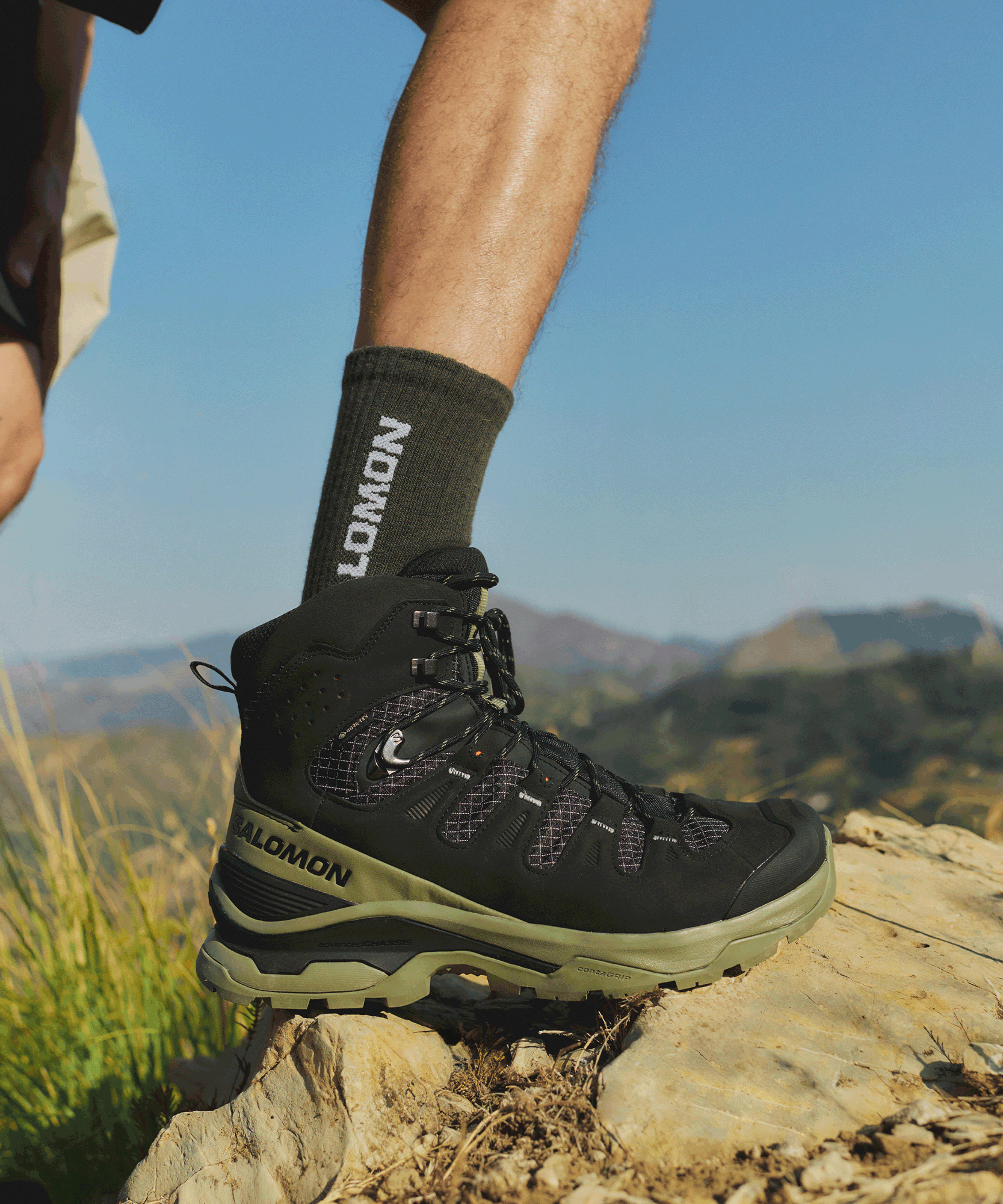 Salomon Quest 5 Gore Tex Hiking & Backpacking Shoes Black