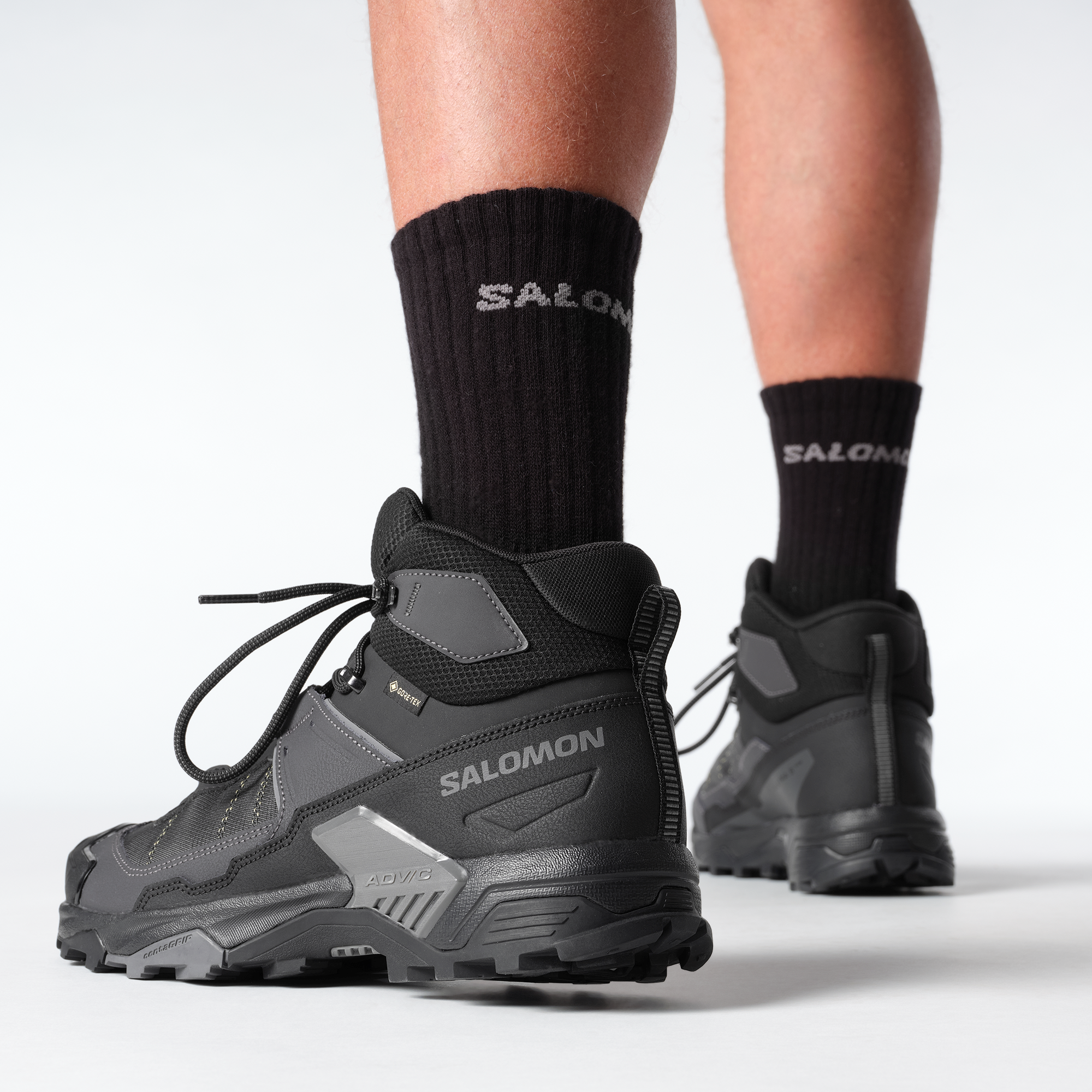 Salomon X Ultra 5 Mid Wide Gore-Tex Hiking & Backpacking Shoes Black