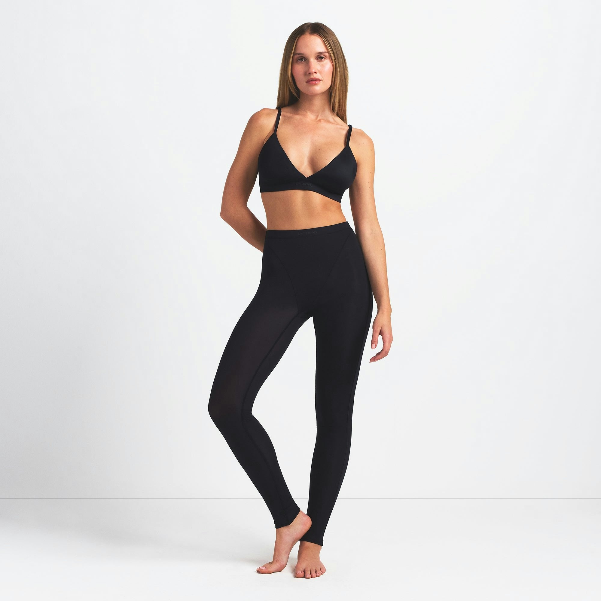 Skims Nikeskims Weightless Layers V-Line 26" Legging Obsidian