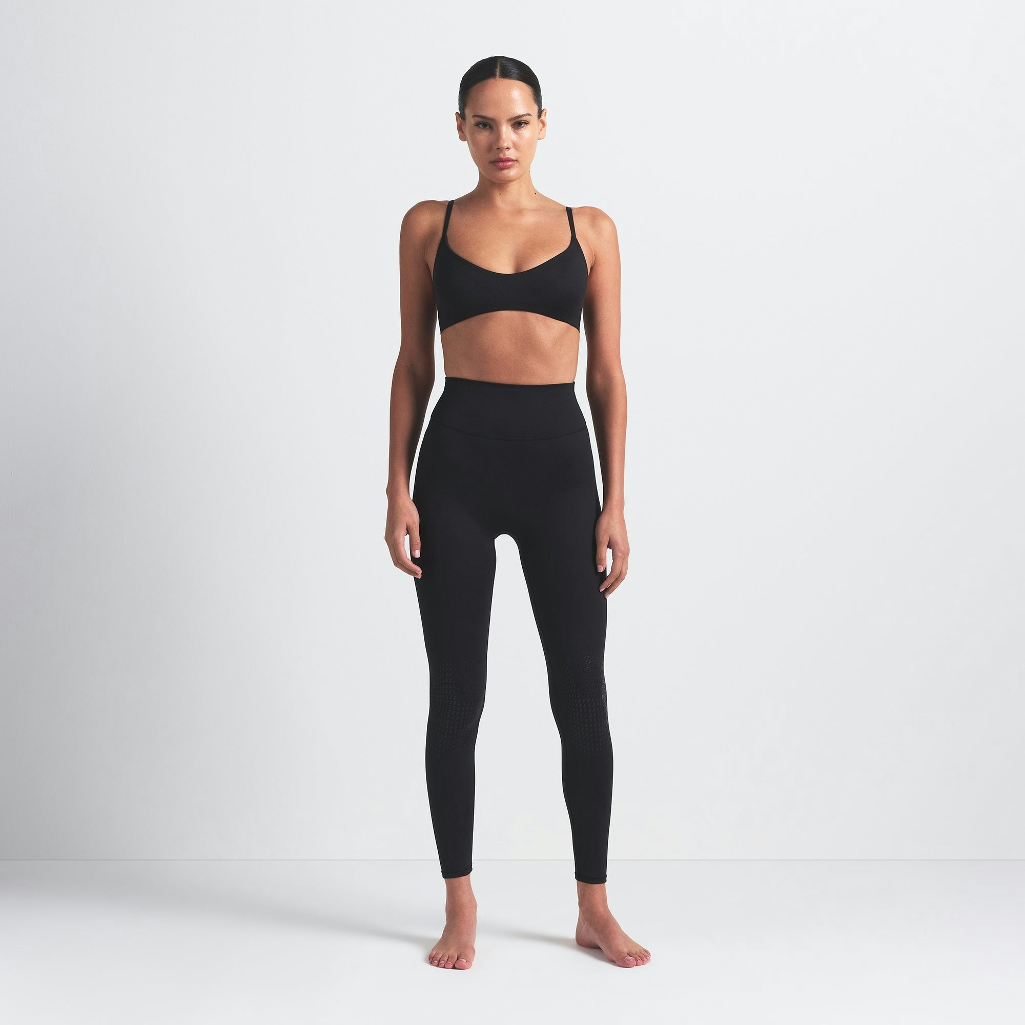 Skims Nikeskims Matte Knee Grip 26" Legging Obsidian