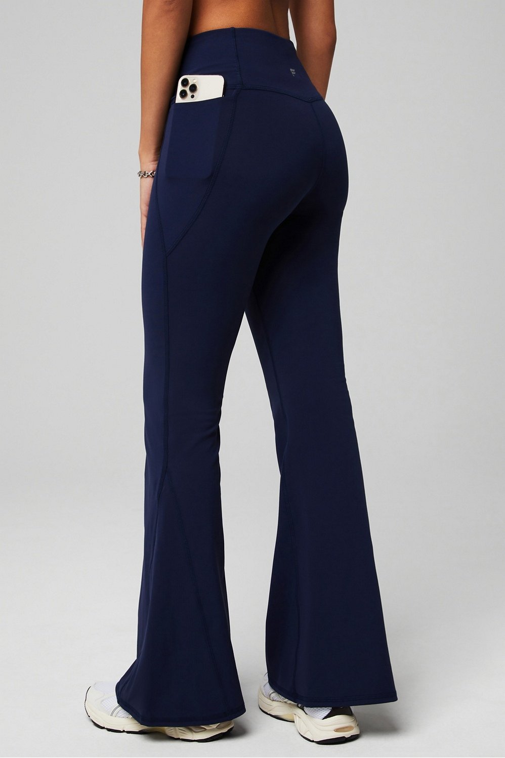 #color_deep-navy