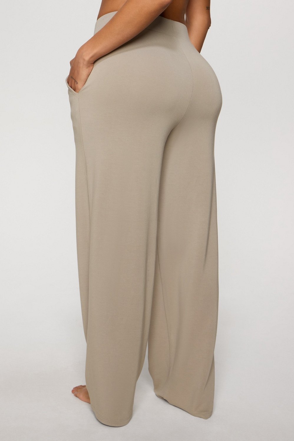 Fabletics Smooth As Hell Lounge Pant