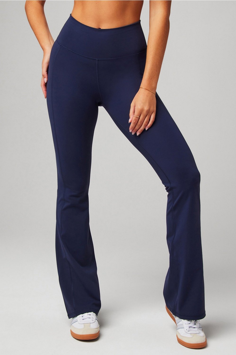 #color_deep-navy
