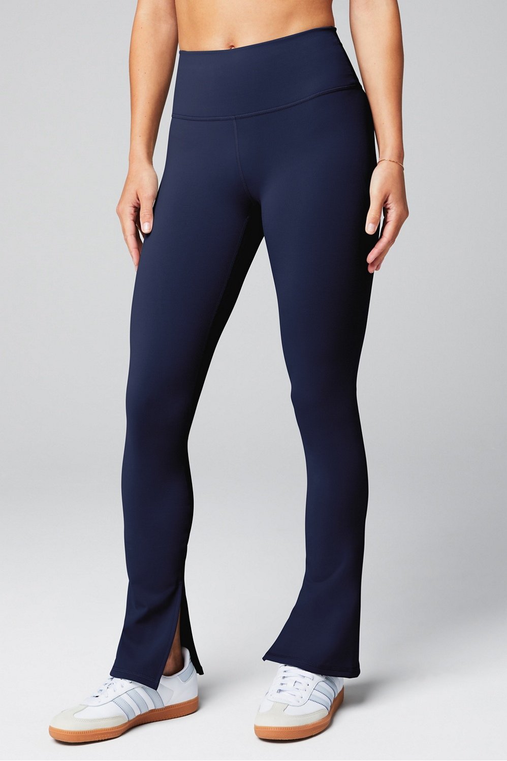 #color_deep-navy