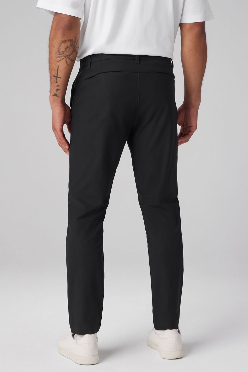 Fabletics The Don Trouser (Classic Fit)