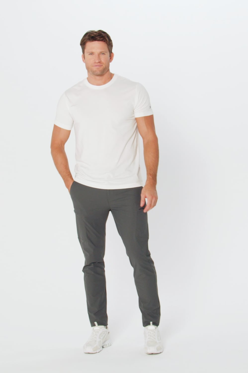 Fabletics The Don Cargo Pant (Slim Fit)
