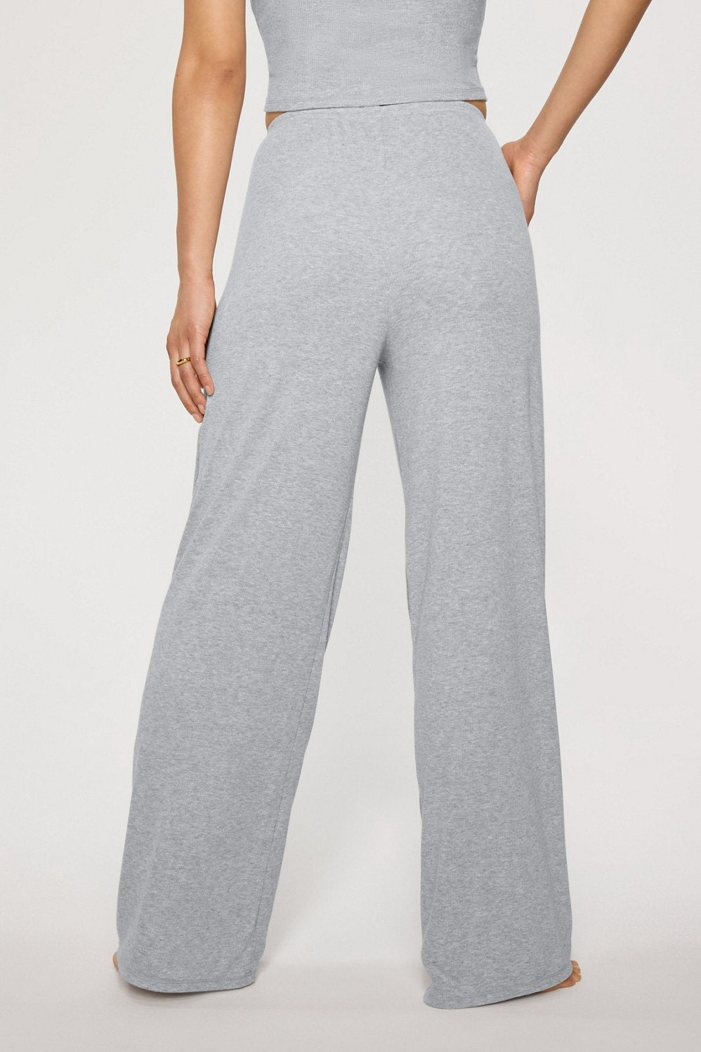 #color_classic-grey-heather