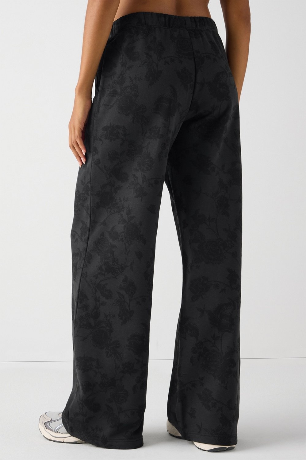 Fabletics Cozy Fleece Wide Leg Sweatpant