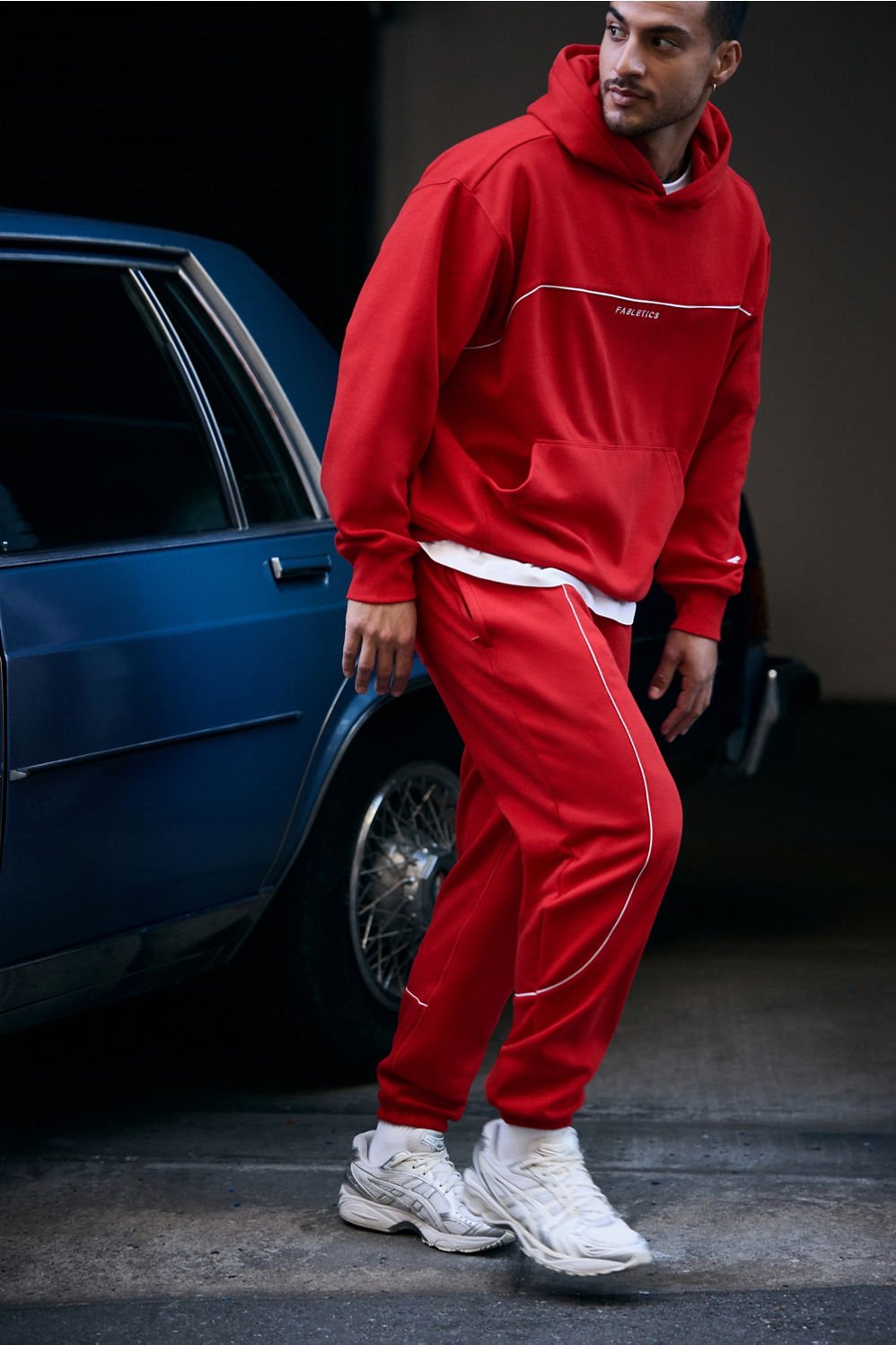 #color_heated-red/classic-white-dna-stripe