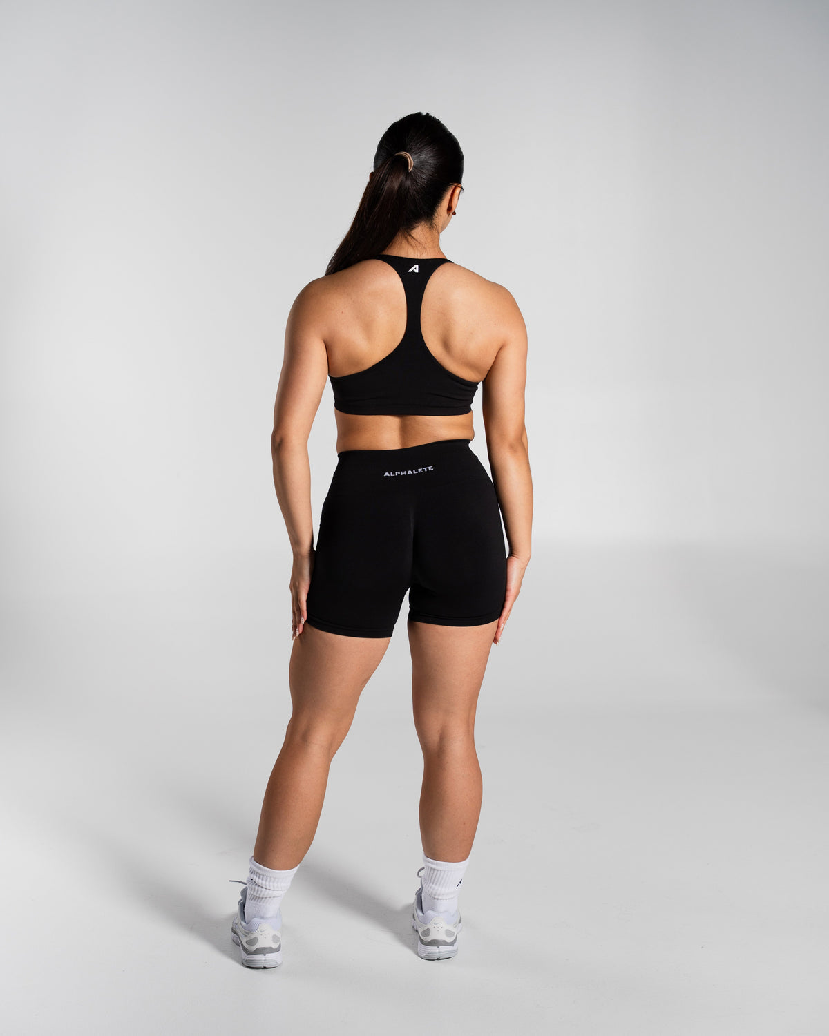 Alphalete Women's Pump High Rise Short