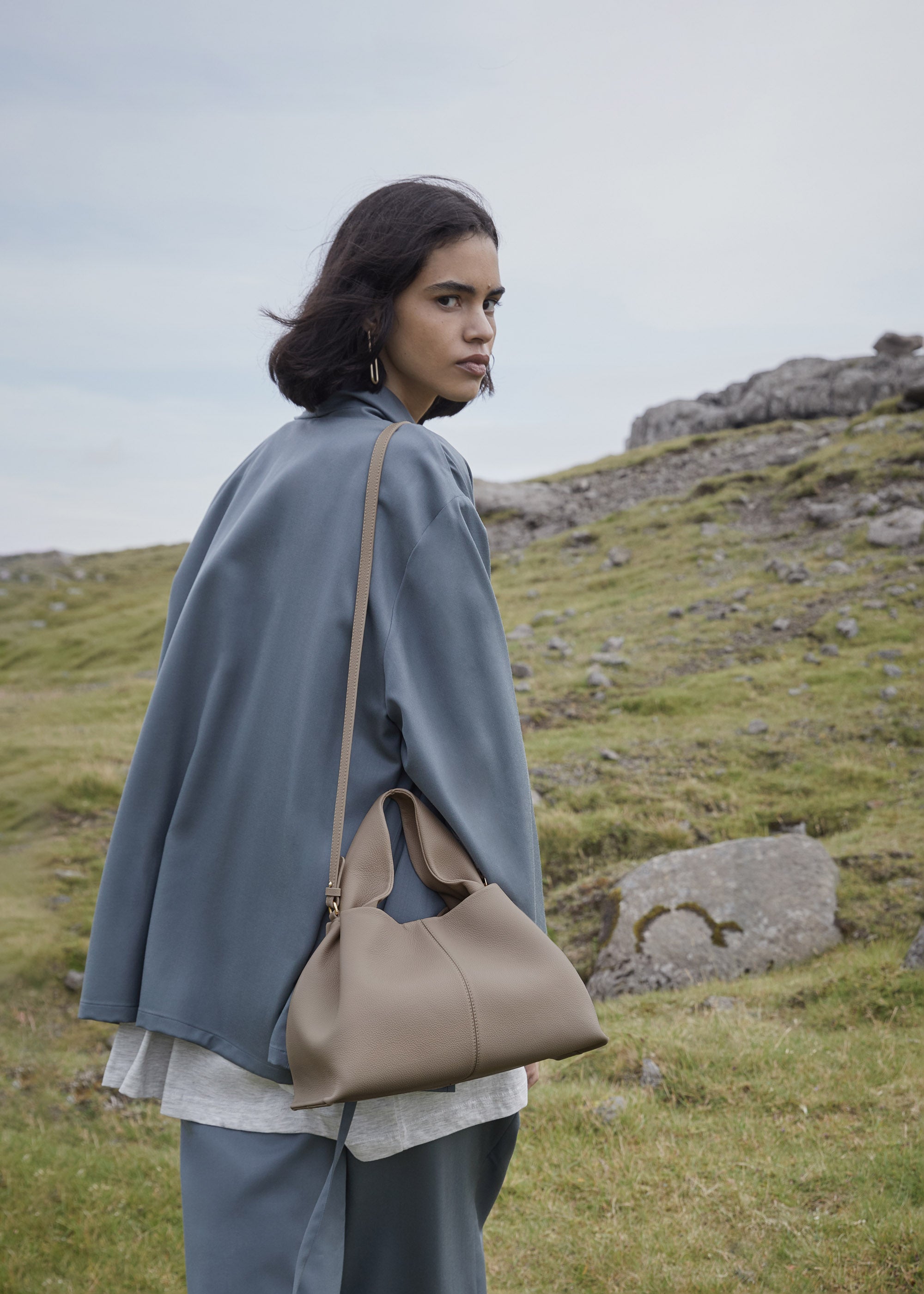 Polene Numero Neuf Textured Taupe