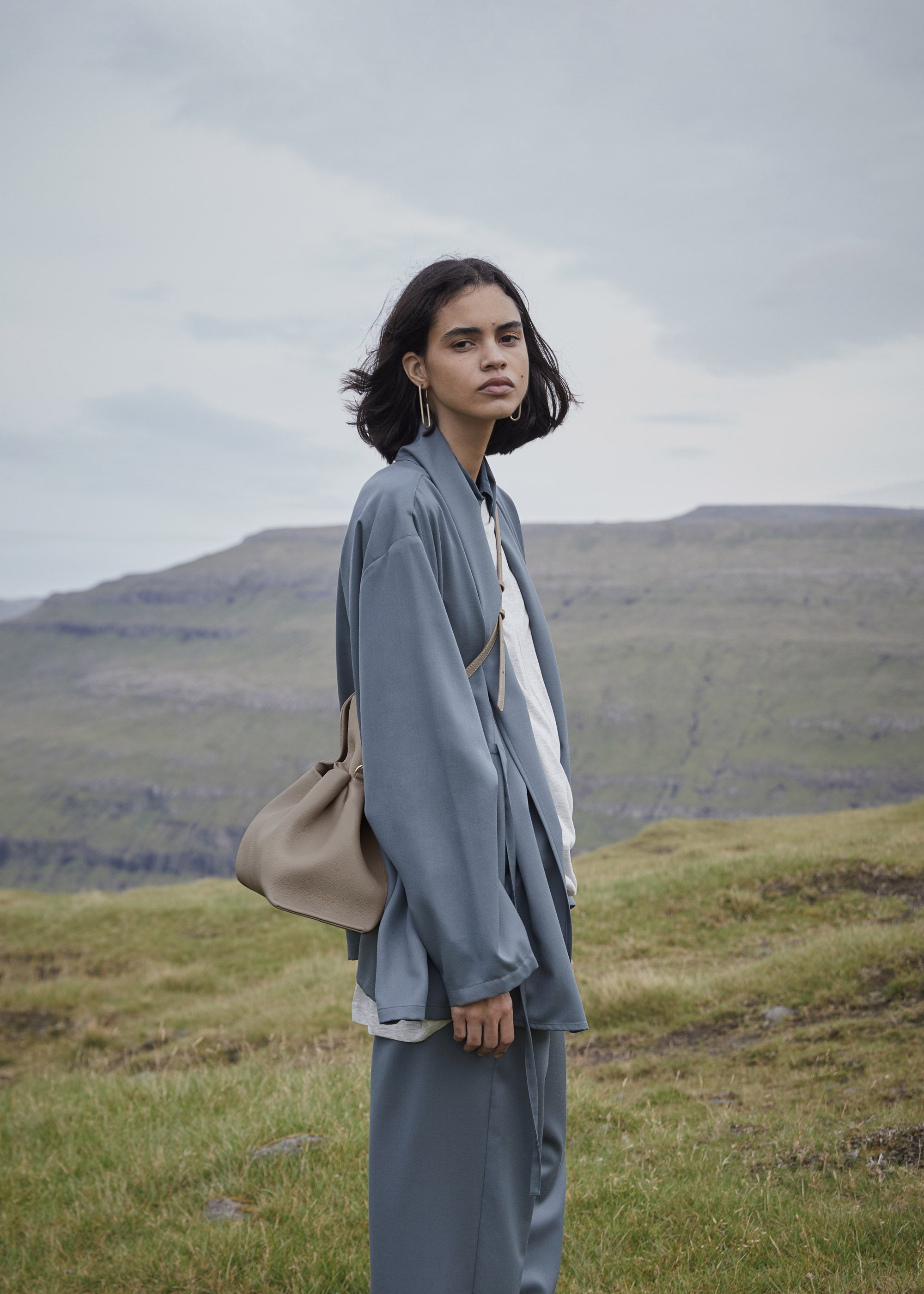 Polene Numero Neuf Textured Taupe