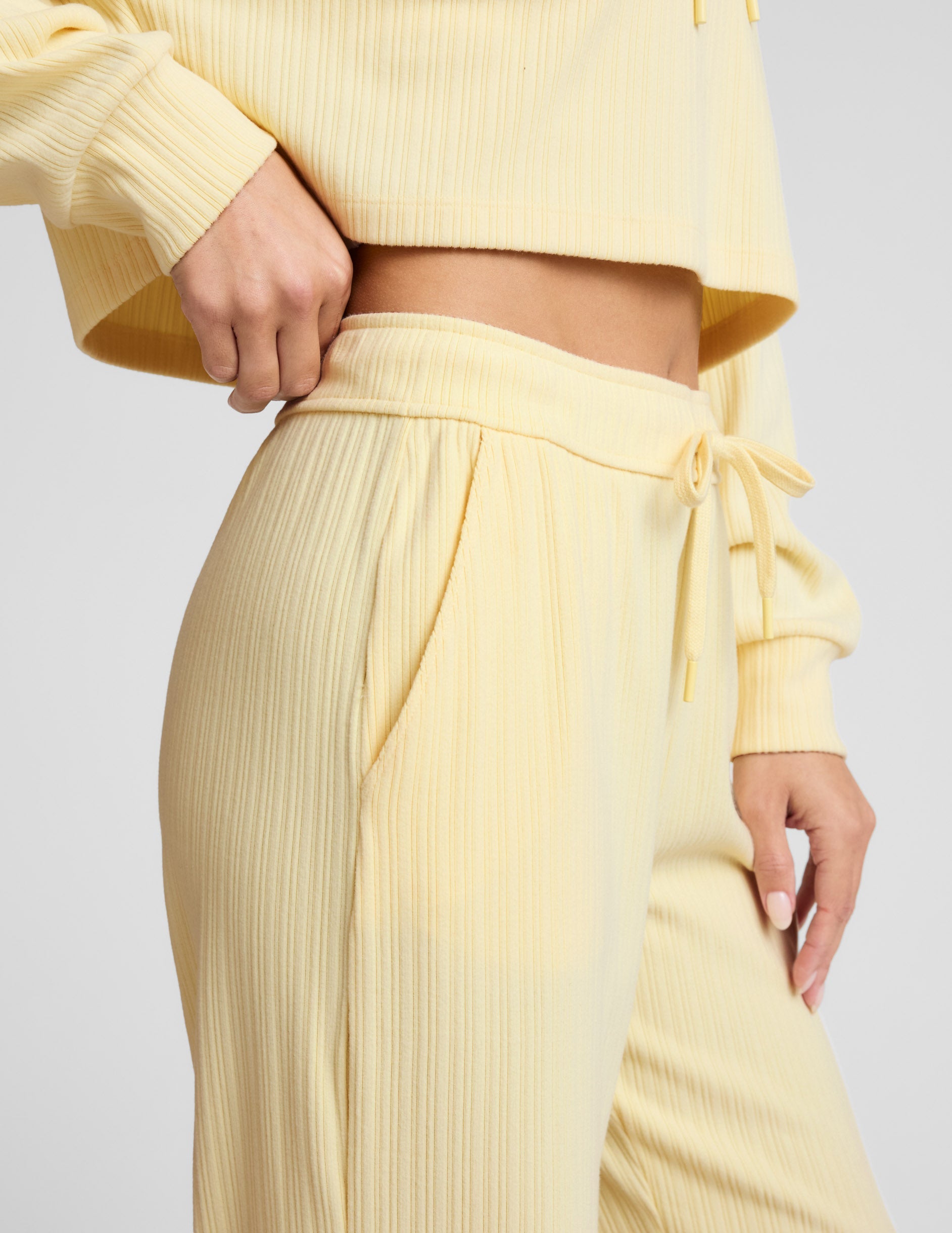 #color_yellow-swirl