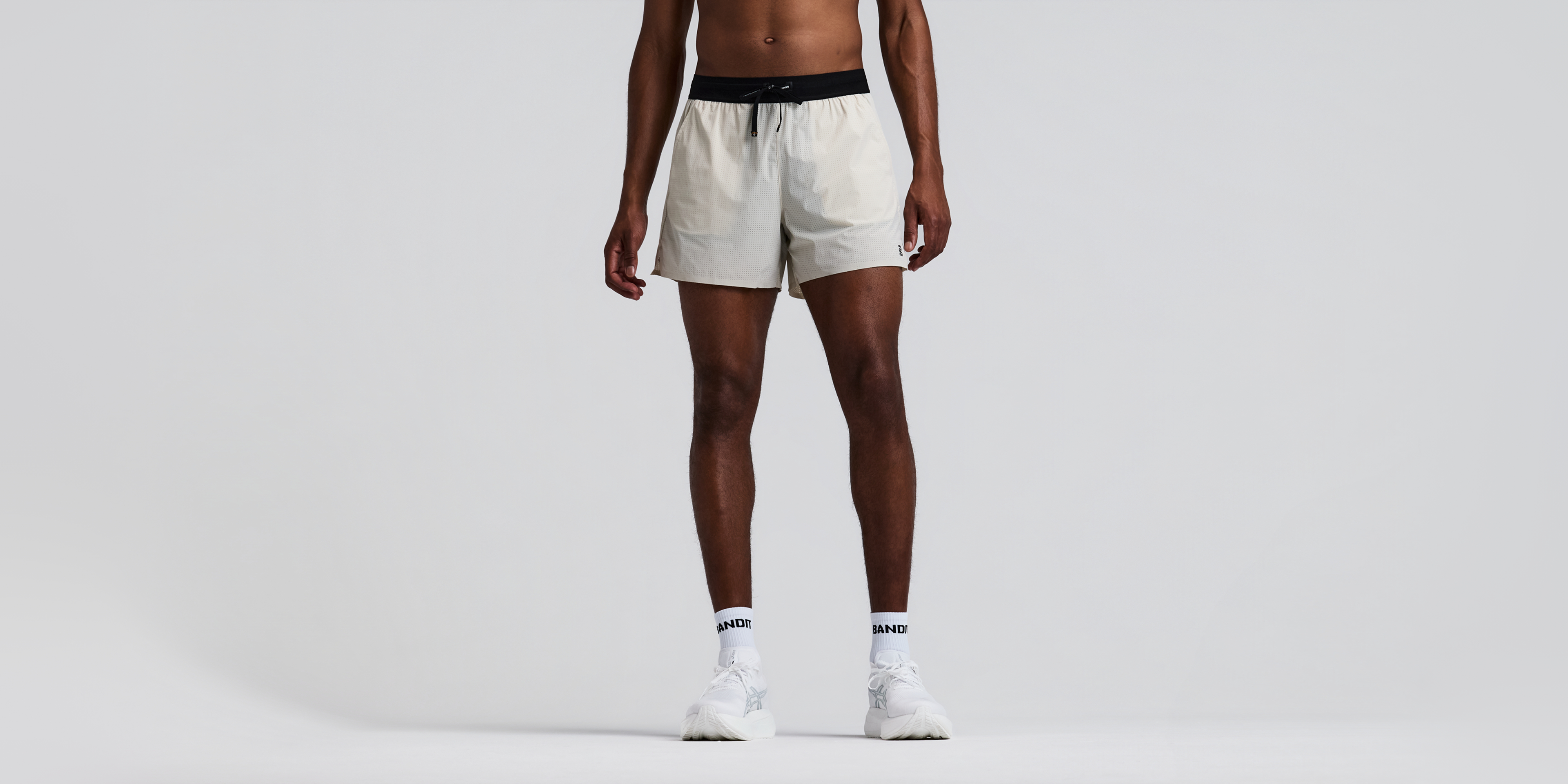 Bandit Mens Vento 5 Run Short Champagne