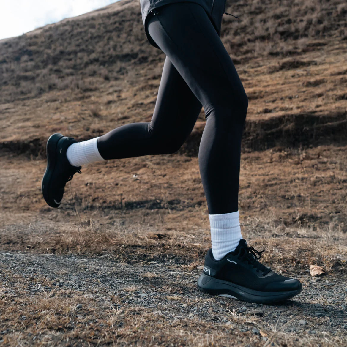 Mount To Coast S1 Black Women's