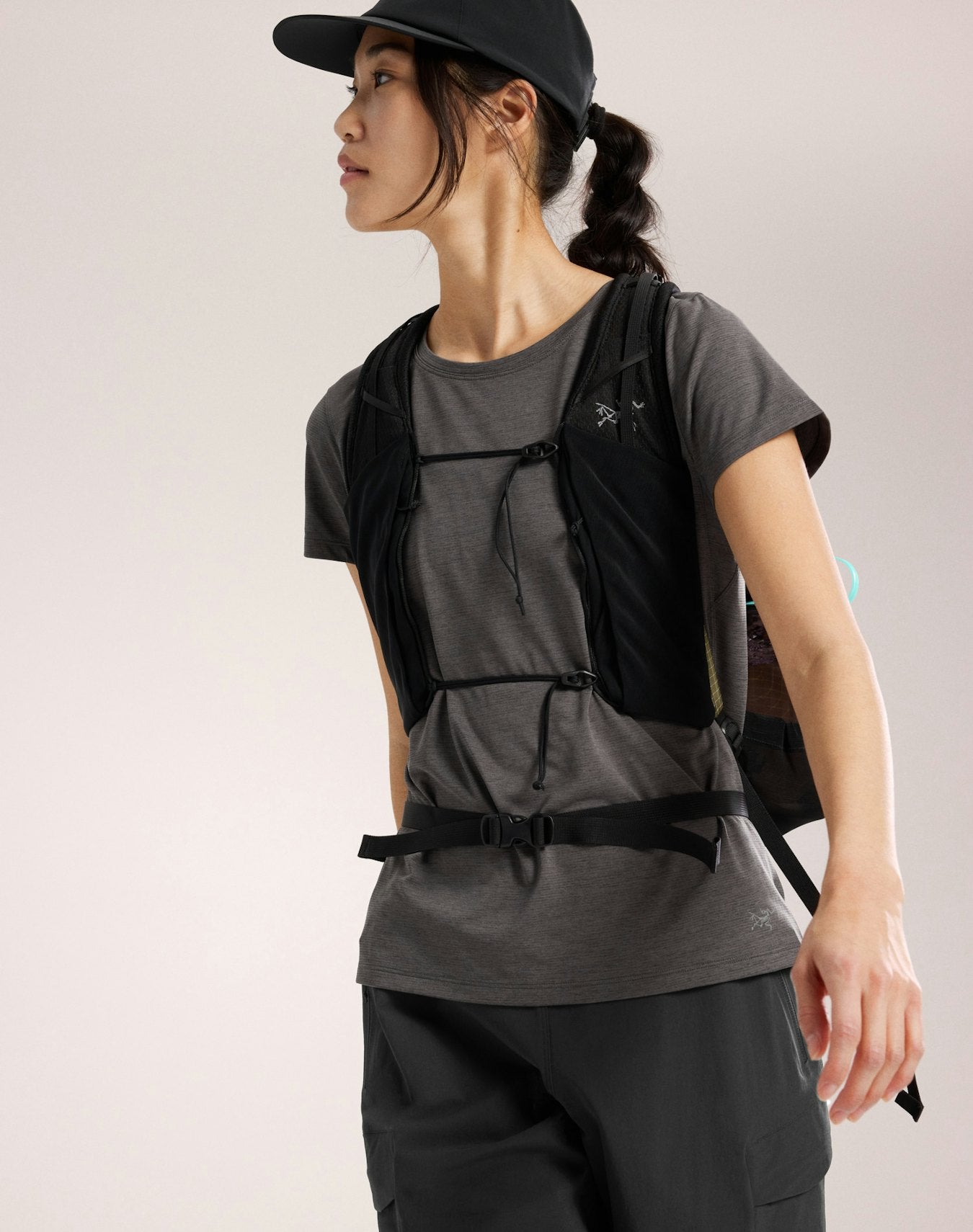 Arc'teryx Taema Crew Neck Shirt SS Women's - Black Heather