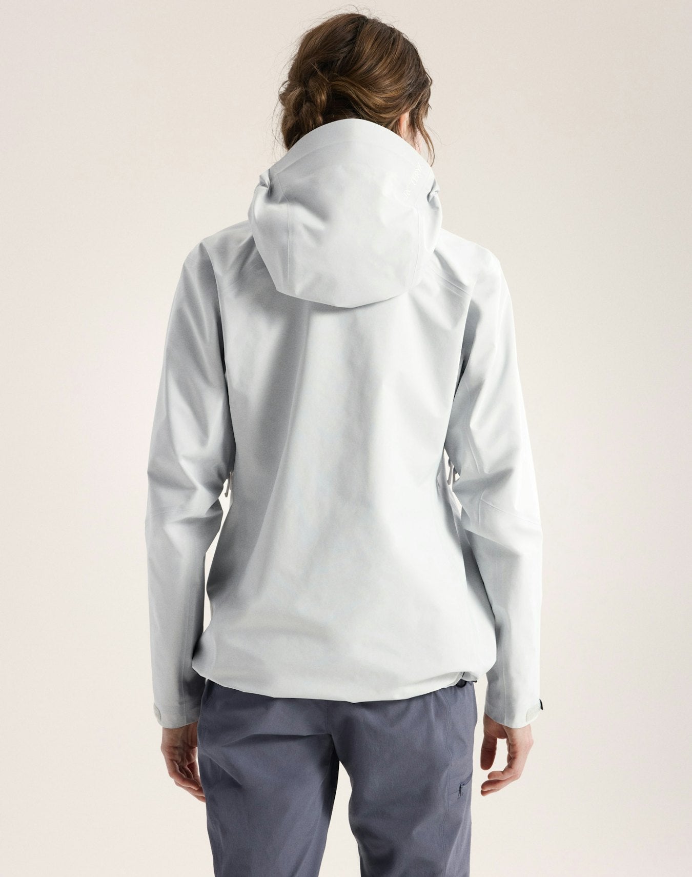 Arc'teryx Beta SL Jacket Women's - Solitude
