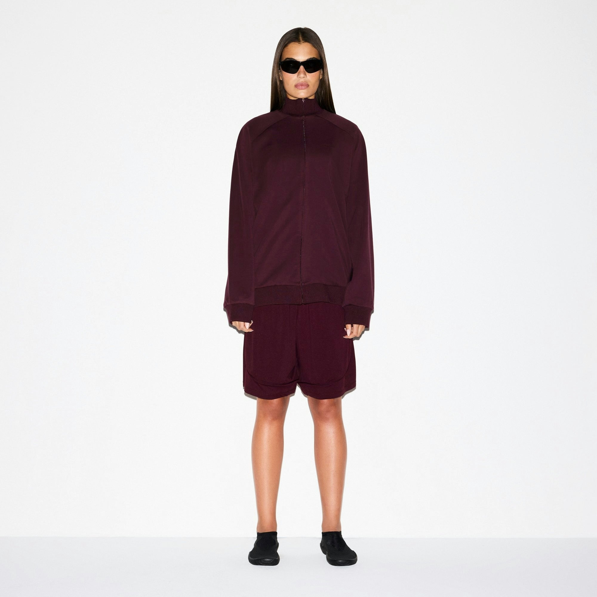 Skims Nikeskims Airy Relaxed Short Currant